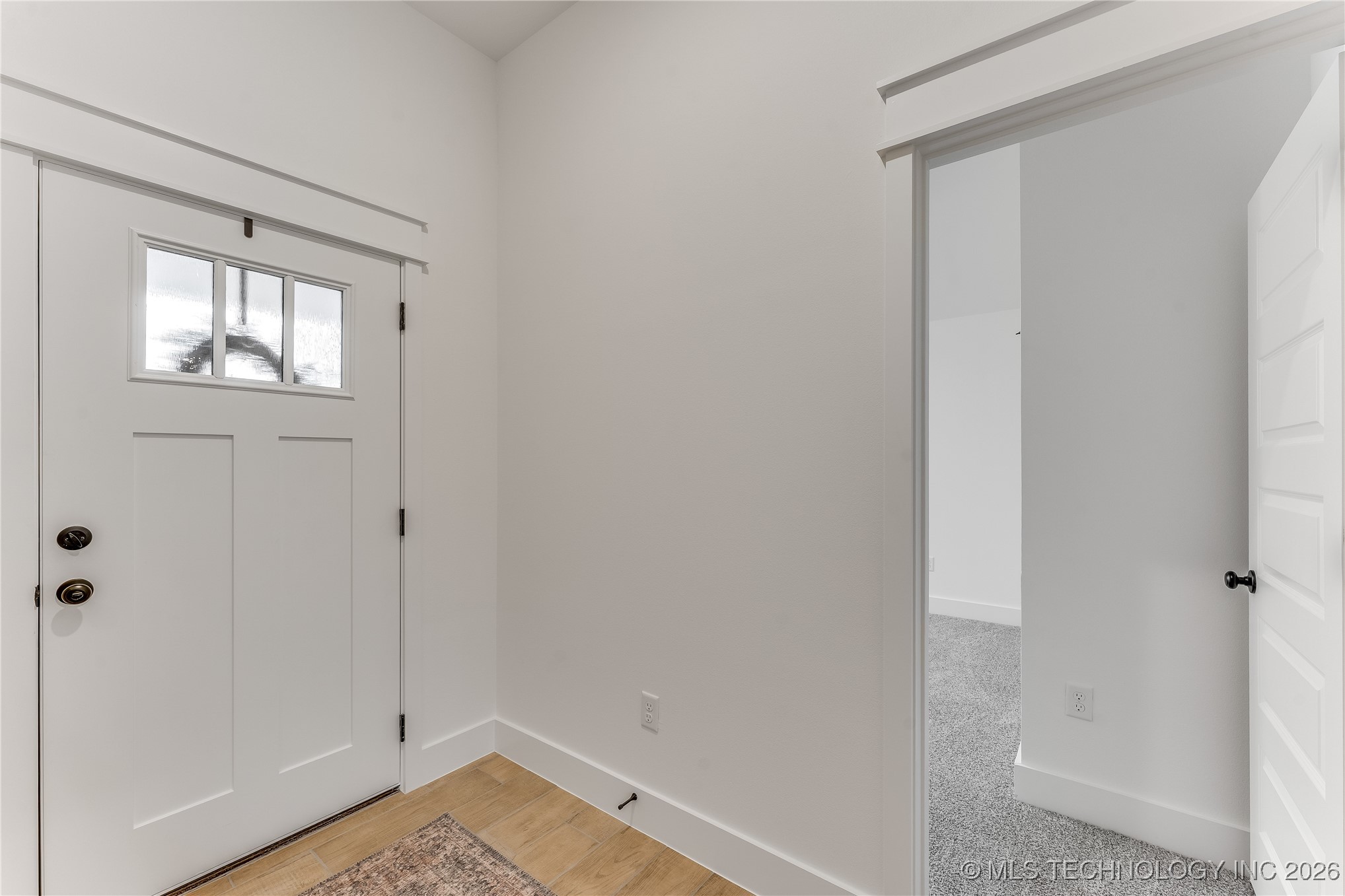 12901 S 21st Place E Property Photo 13