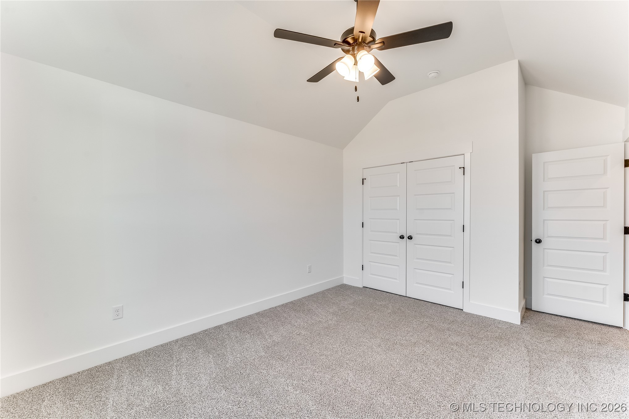 12901 S 21st Place E Property Photo 18