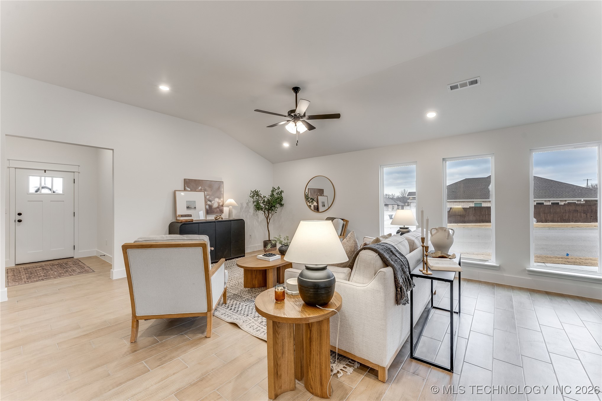 12901 S 21st Place E Property Photo 20