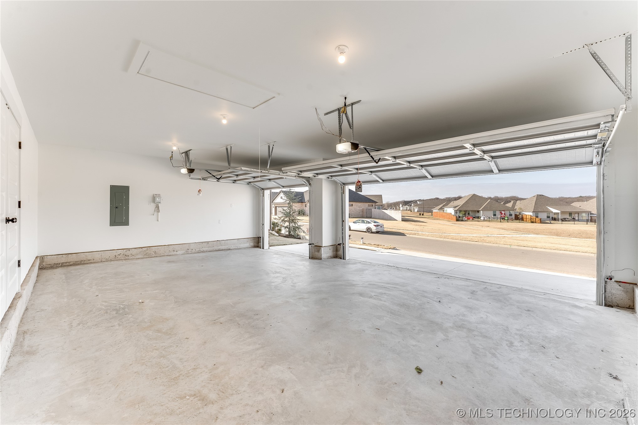 12901 S 21st Place E Property Photo 25