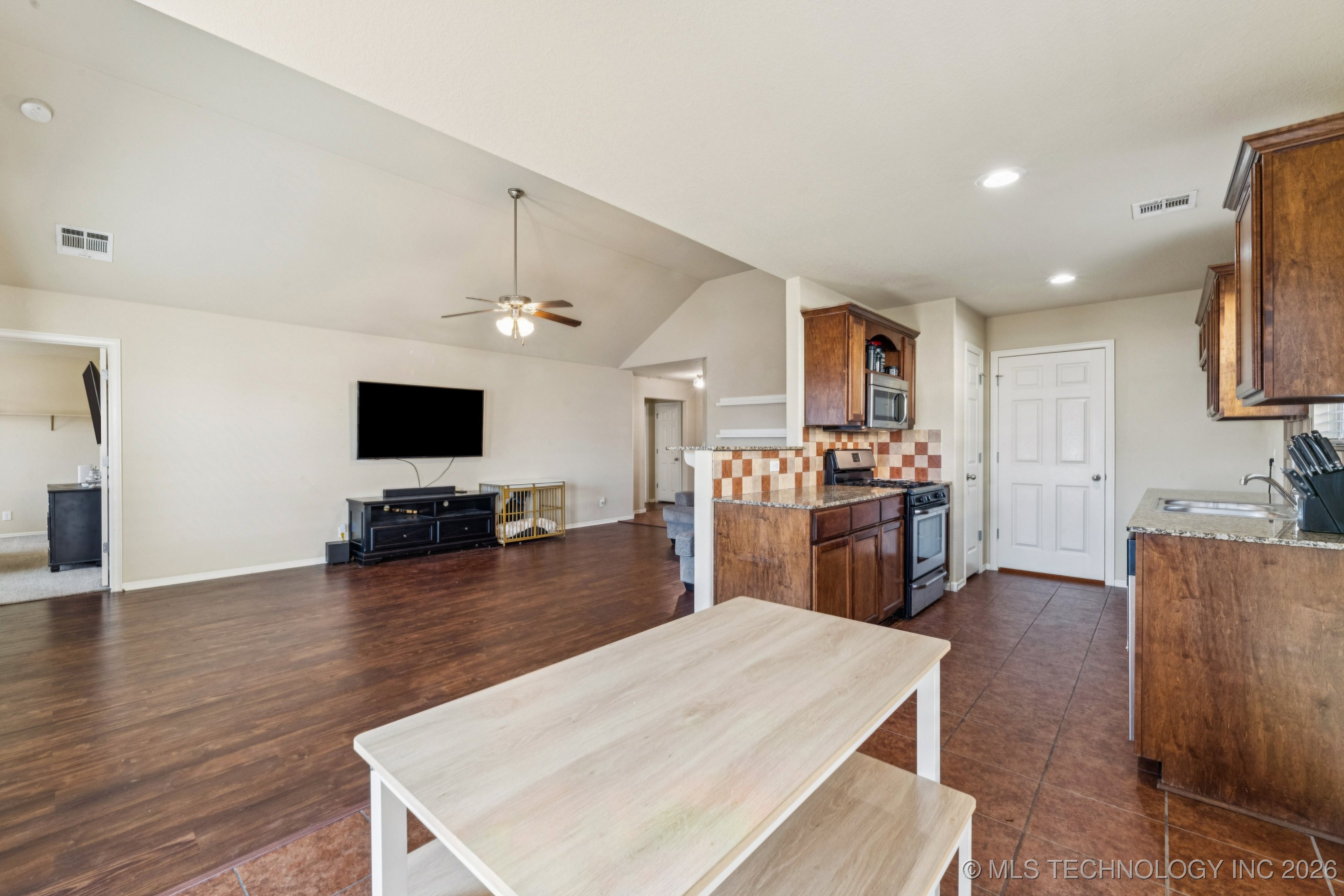 10709 N 153rd East East Avenue Property Photo 19