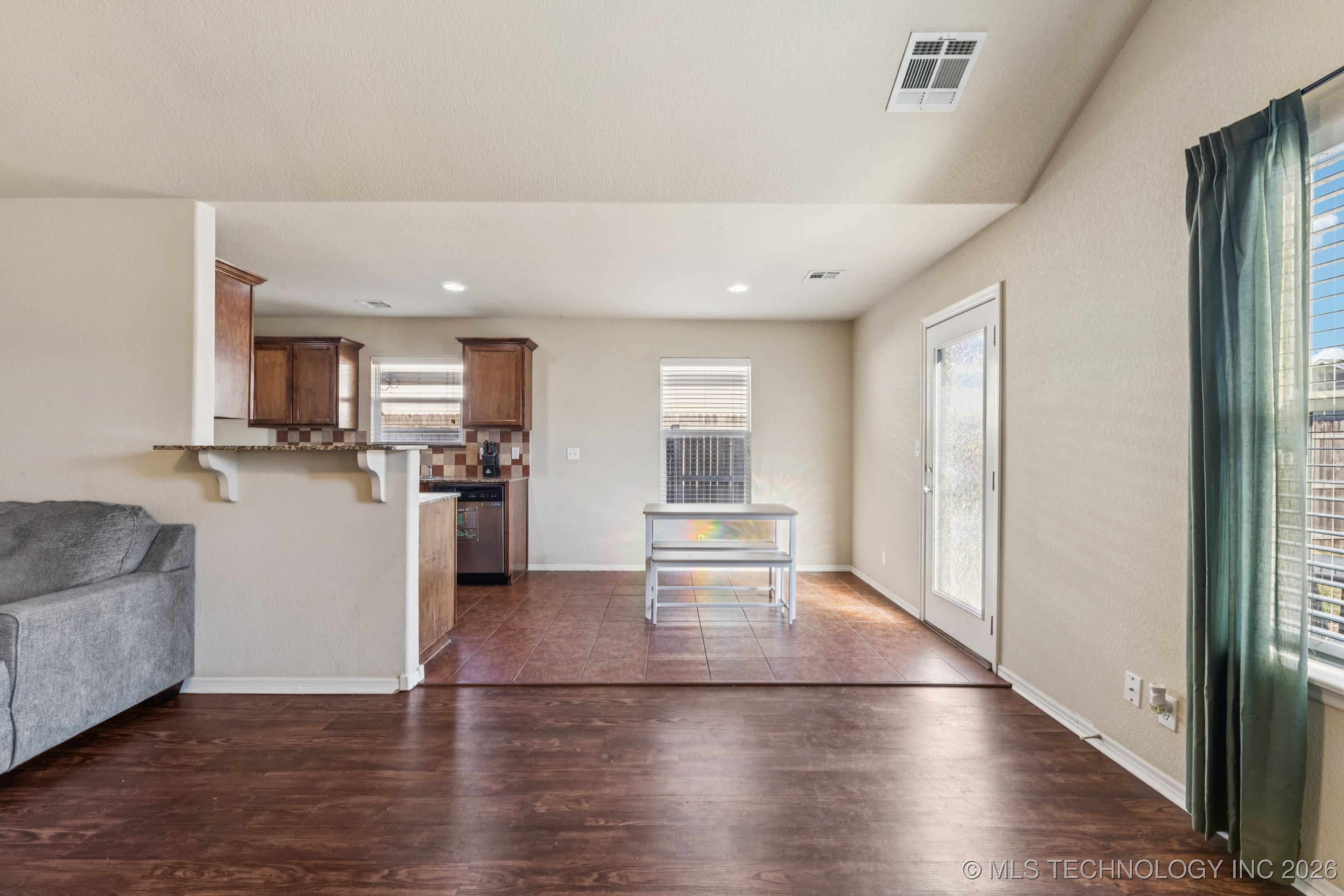 10709 N 153rd East East Avenue Property Photo 21