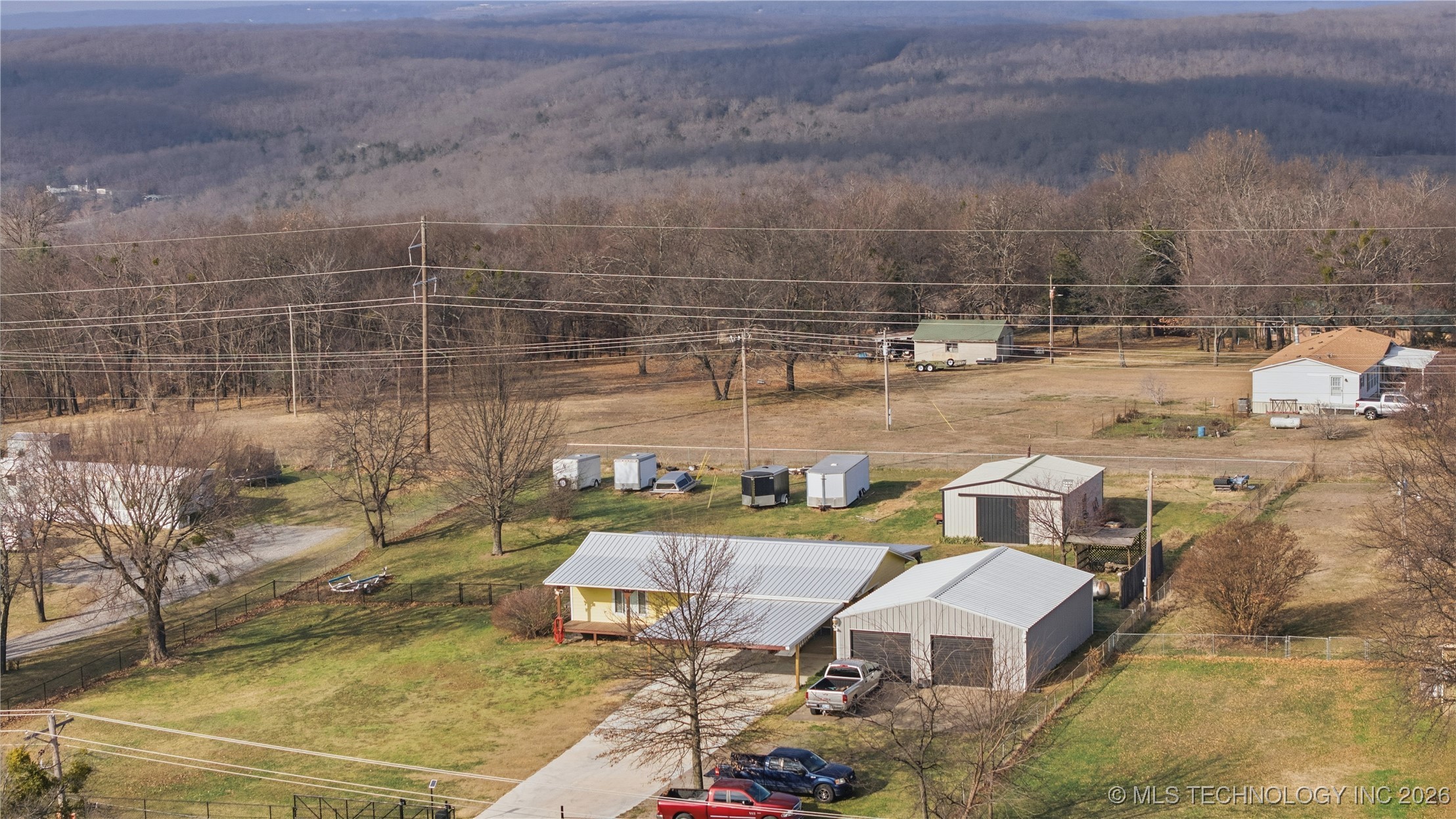 21035 Highway 80 Property Photo 5