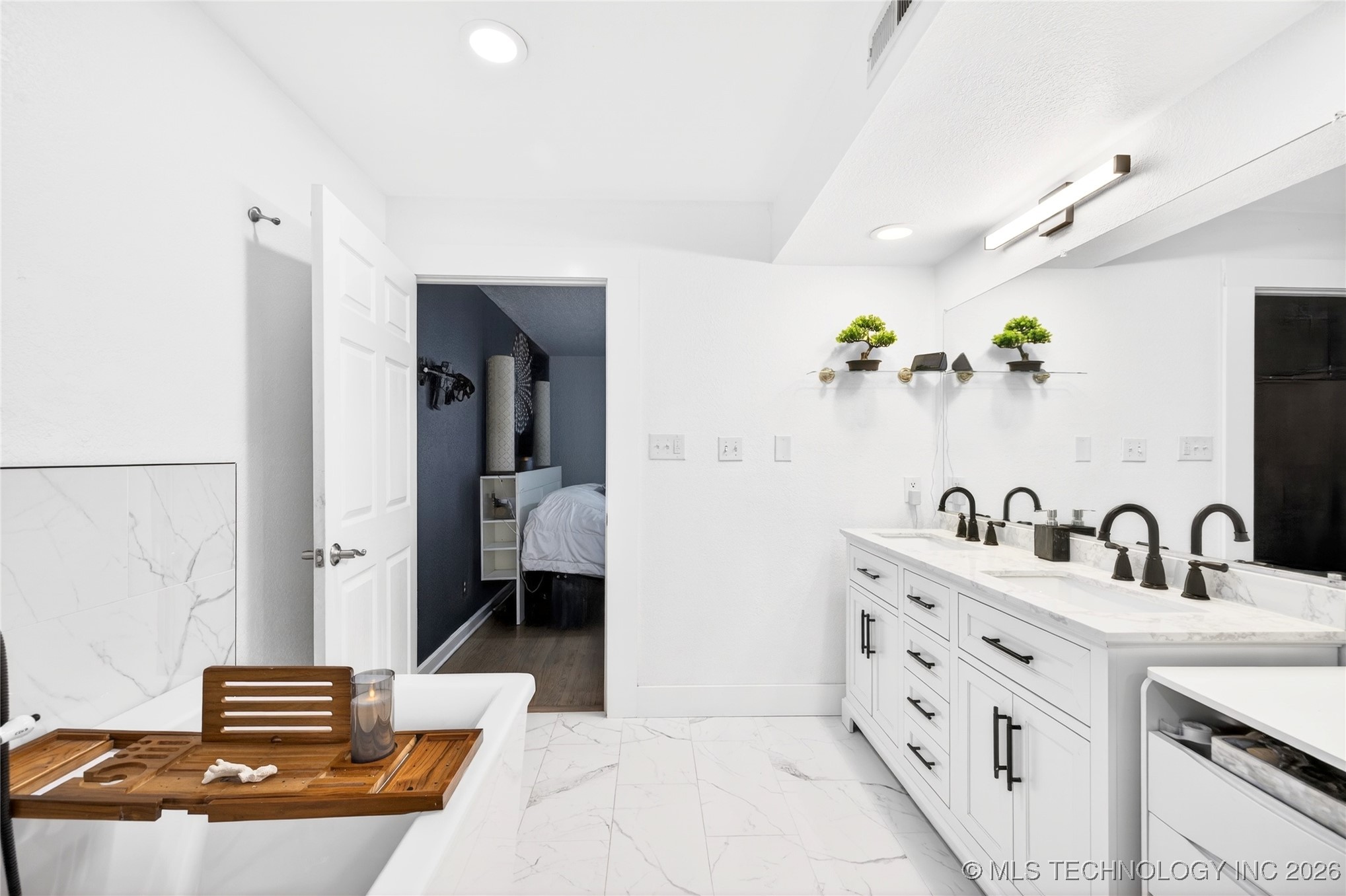 3741 E 108th Street S Property Photo 20