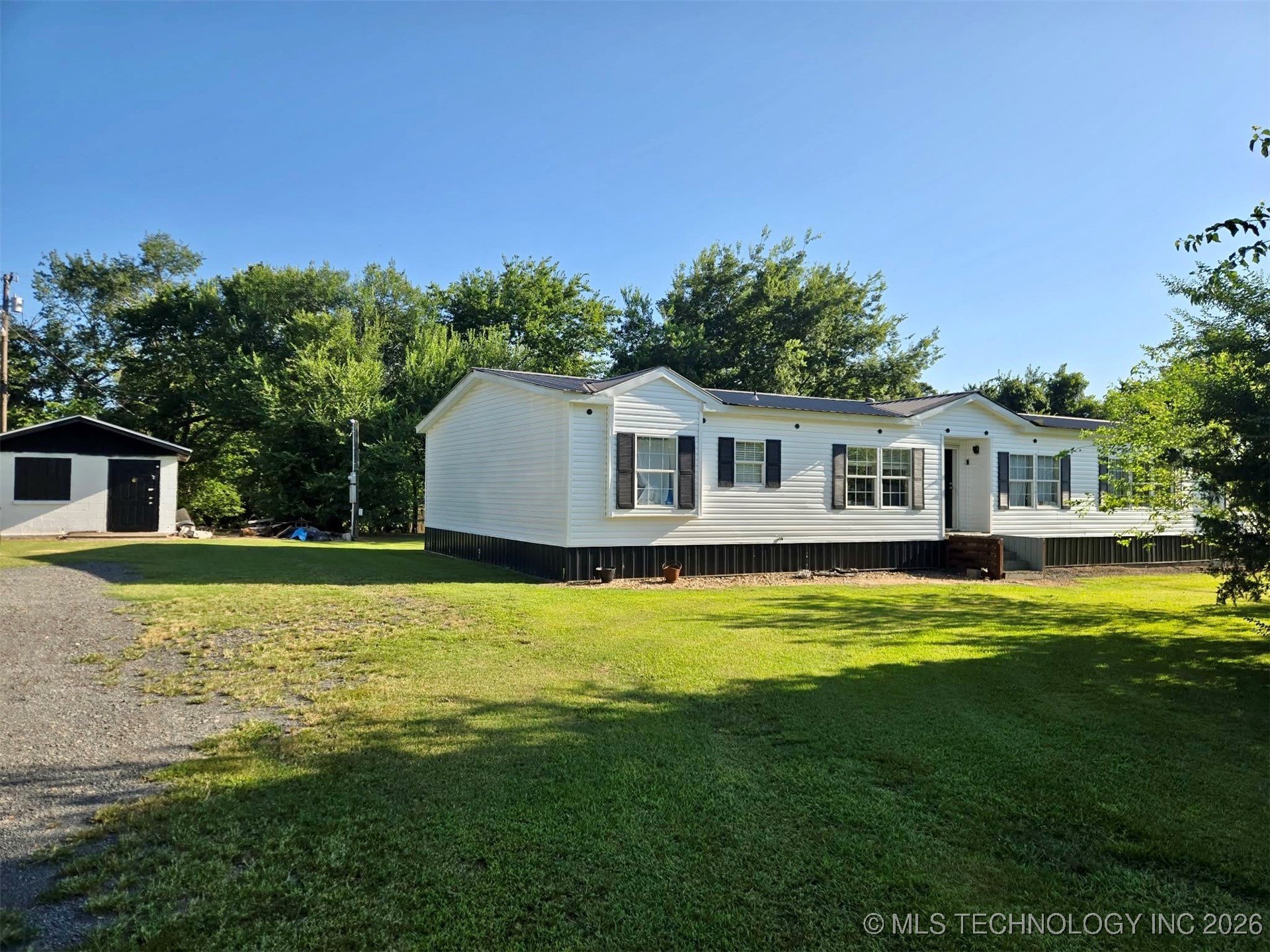 3321 E 76th Street North Property Photo 1