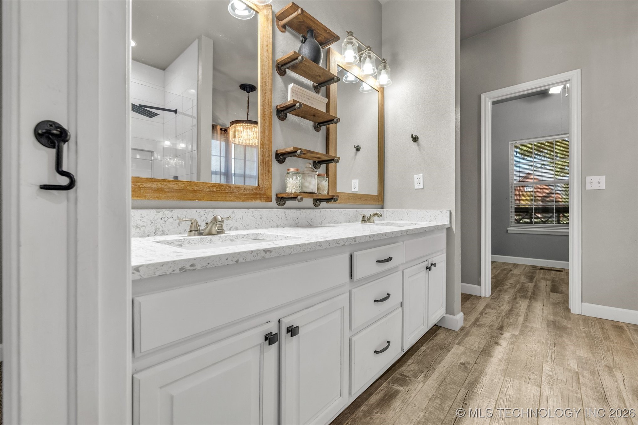 11515 S Mulberry Court Property Photo 32