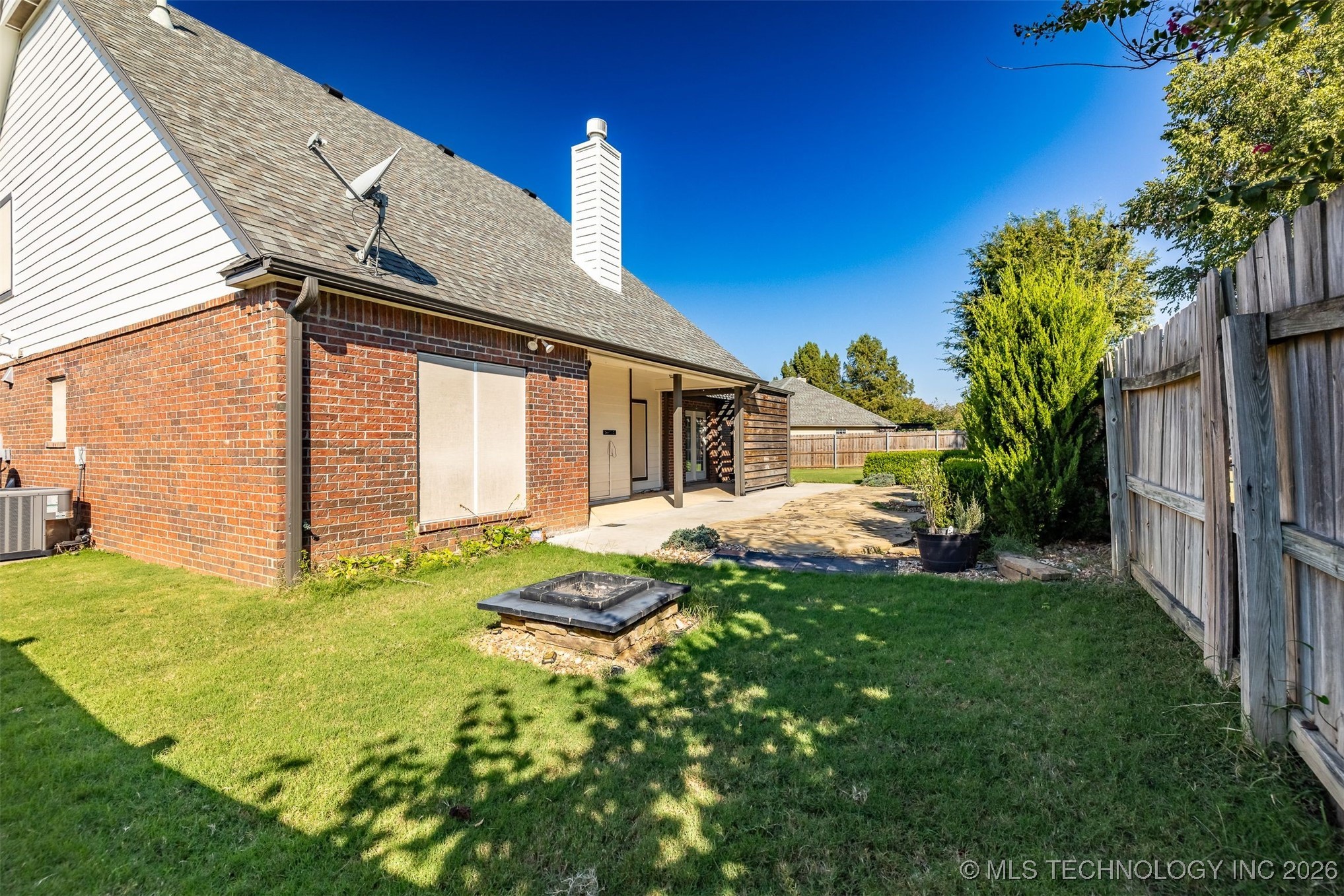 11515 S Mulberry Court Property Photo 57