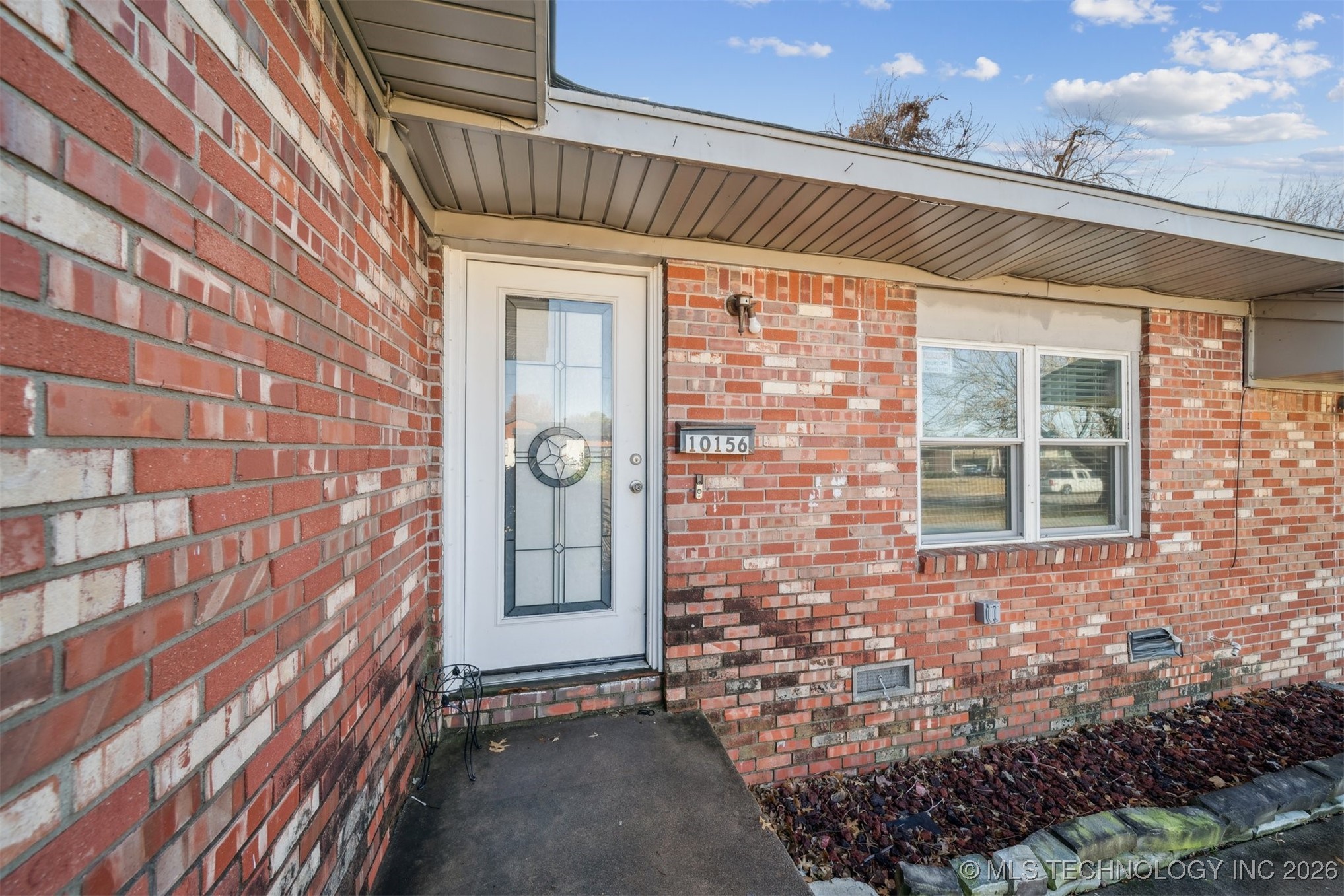 10156 E 4th Place Property Photo 2