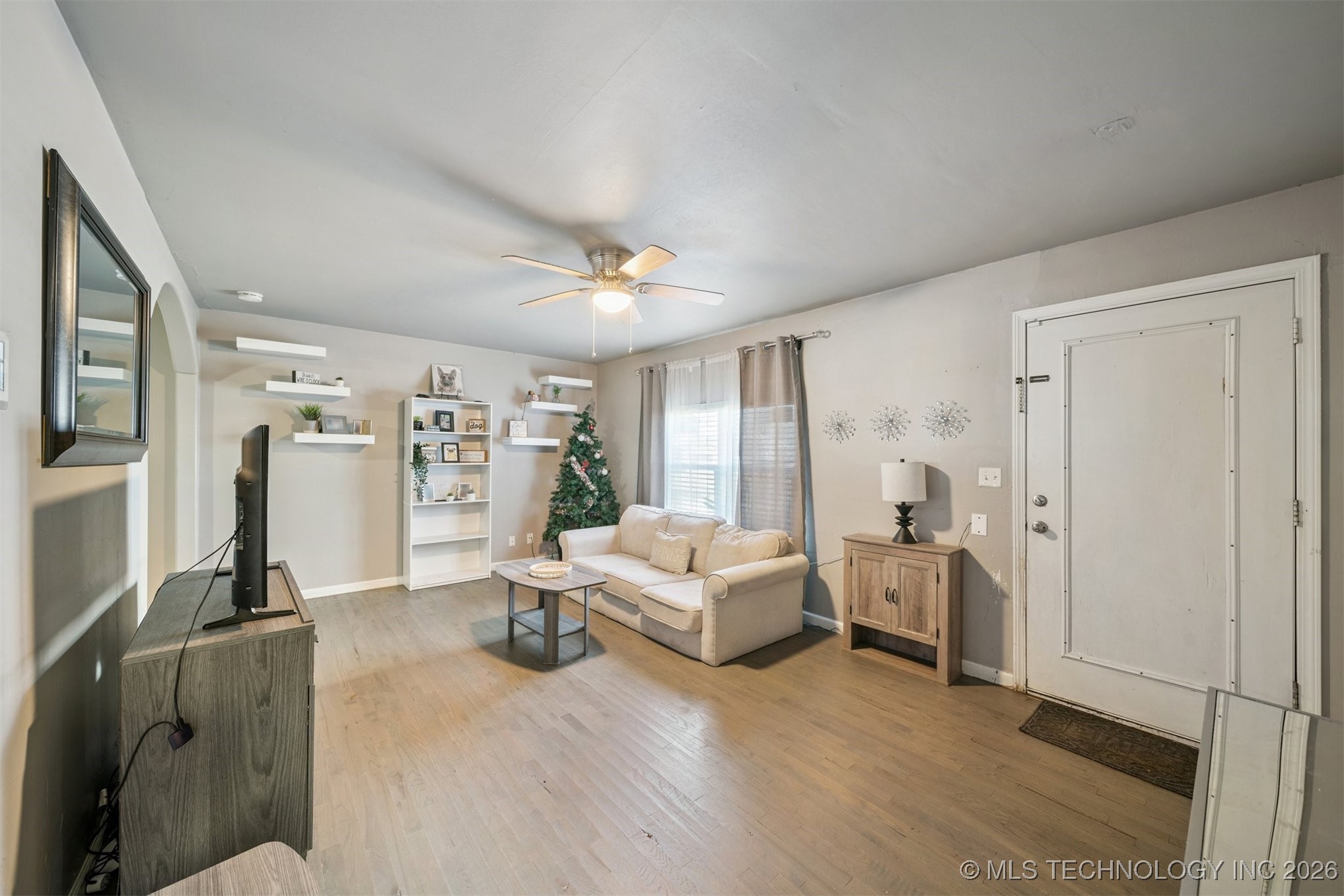 10156 E 4th Place Property Photo 3