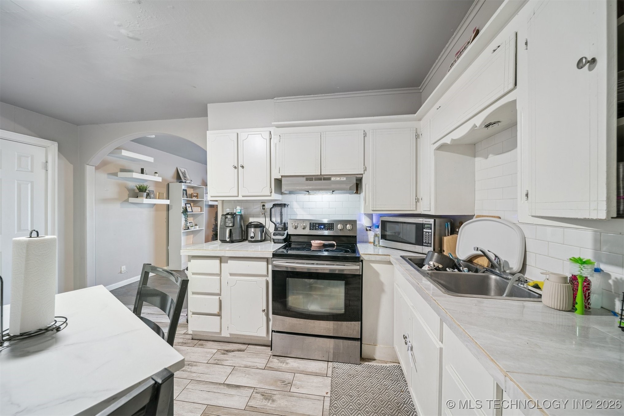 10156 E 4th Place Property Photo 8