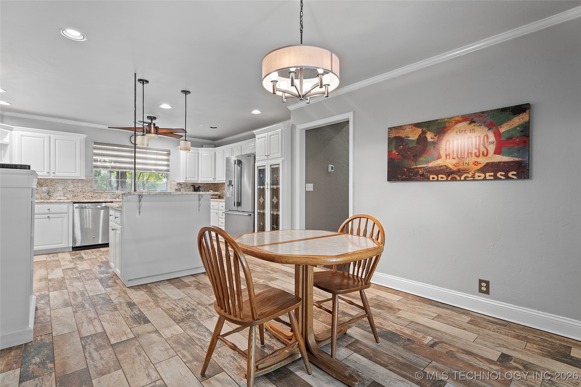 1006 S Rockford Road Property Photo 14