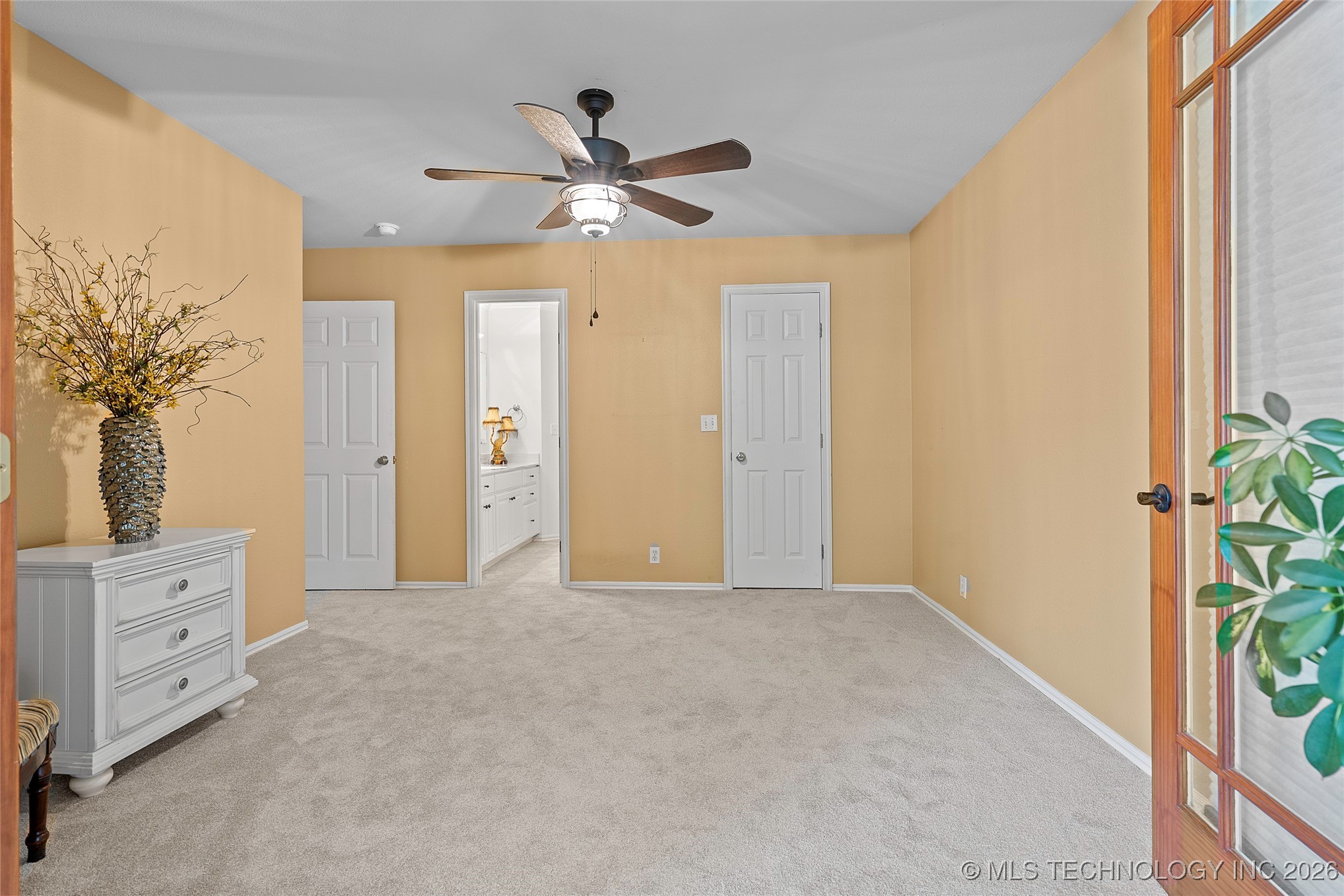 1006 S Rockford Road Property Photo 24