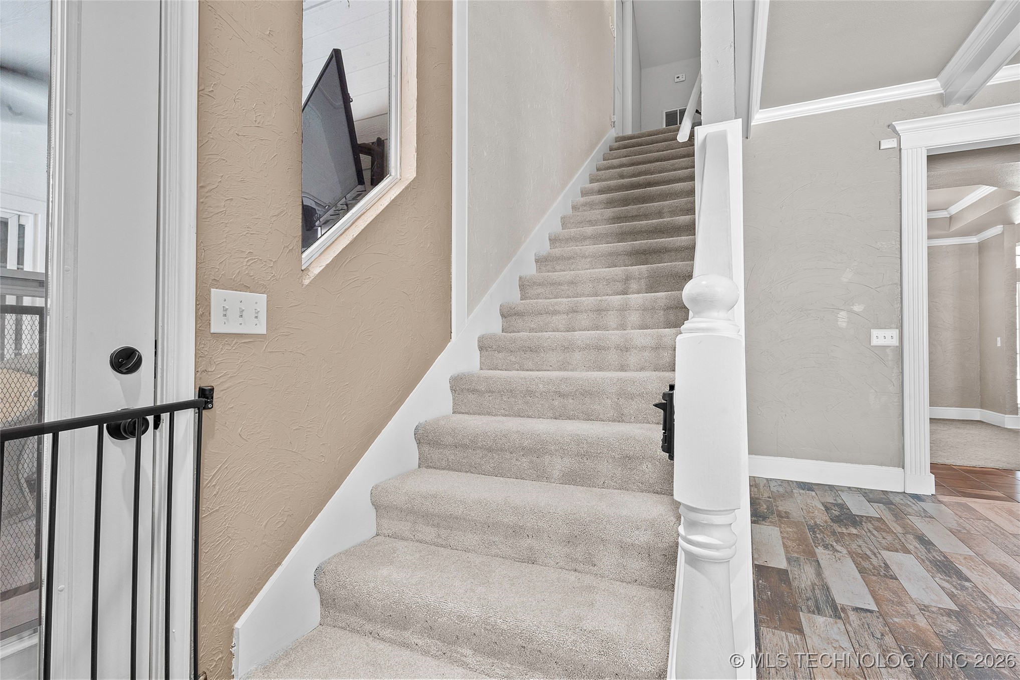 1006 S Rockford Road Property Photo 27