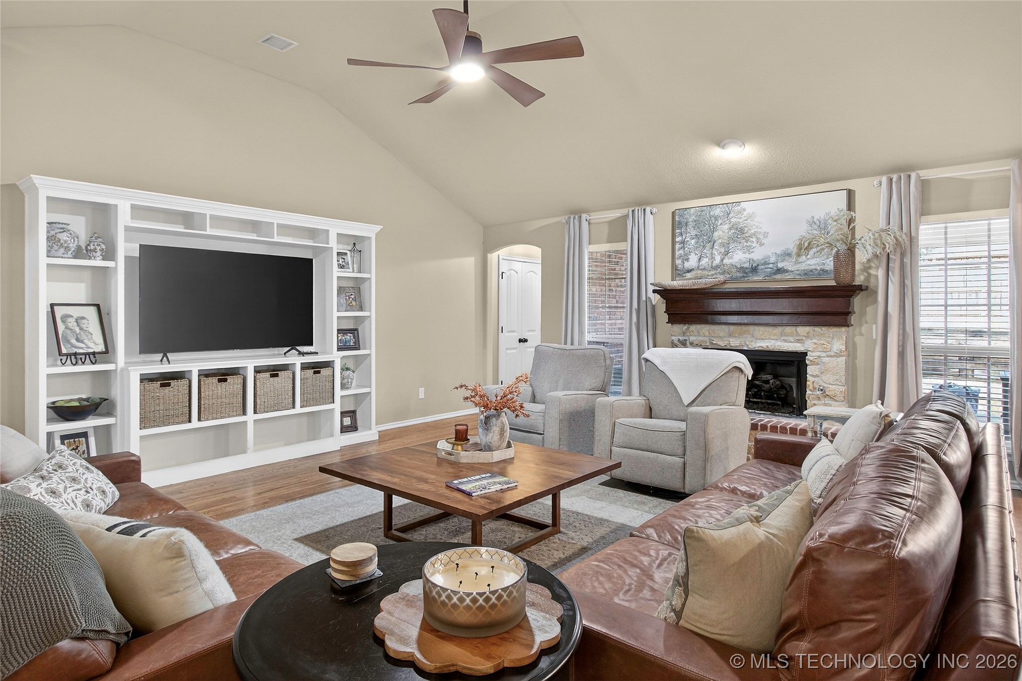 2700 W Natchez Street Property Photo 9