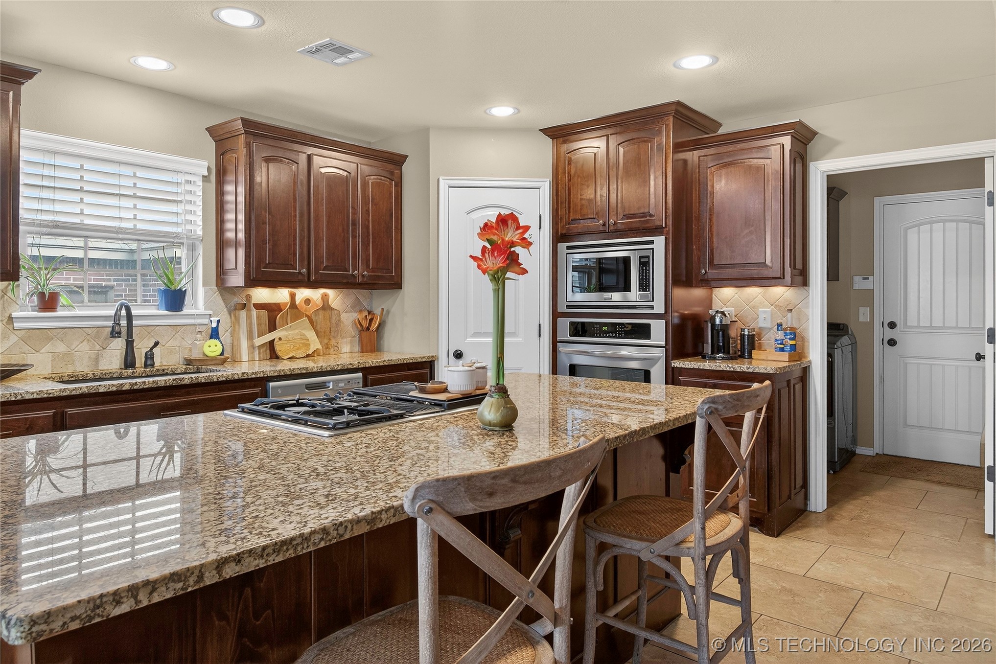 2700 W Natchez Street Property Photo 13