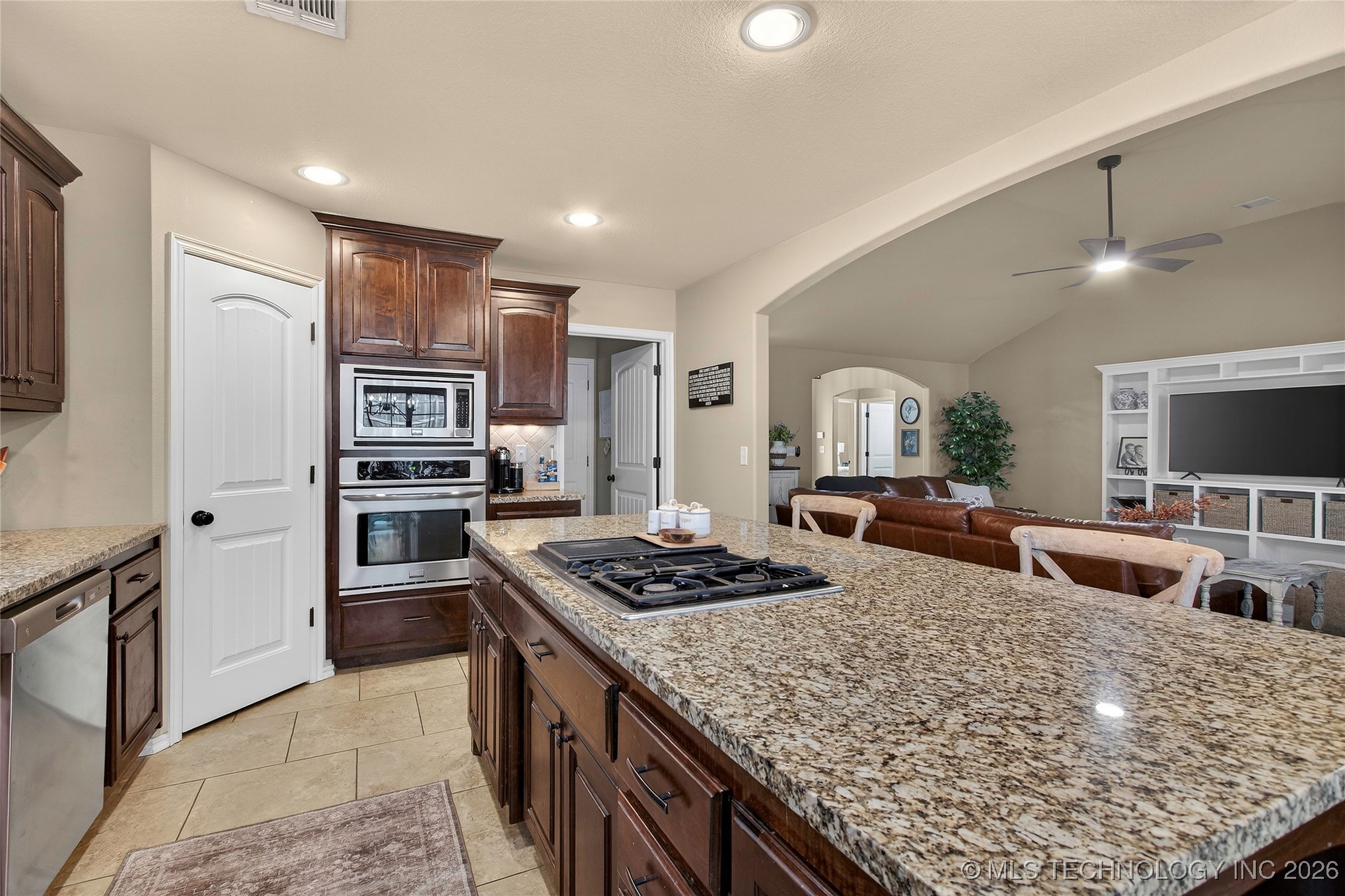 2700 W Natchez Street Property Photo 19