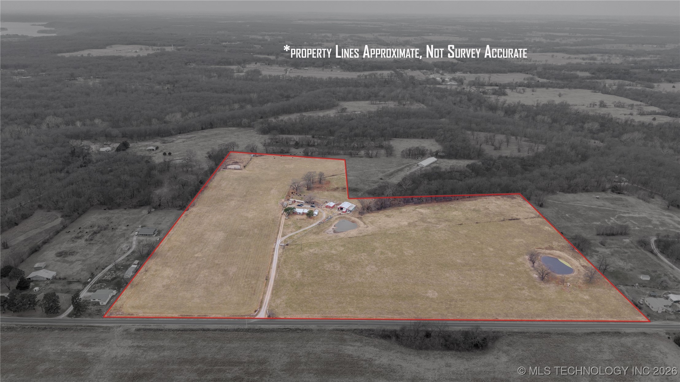7703 N 447 Road Property Photo 4