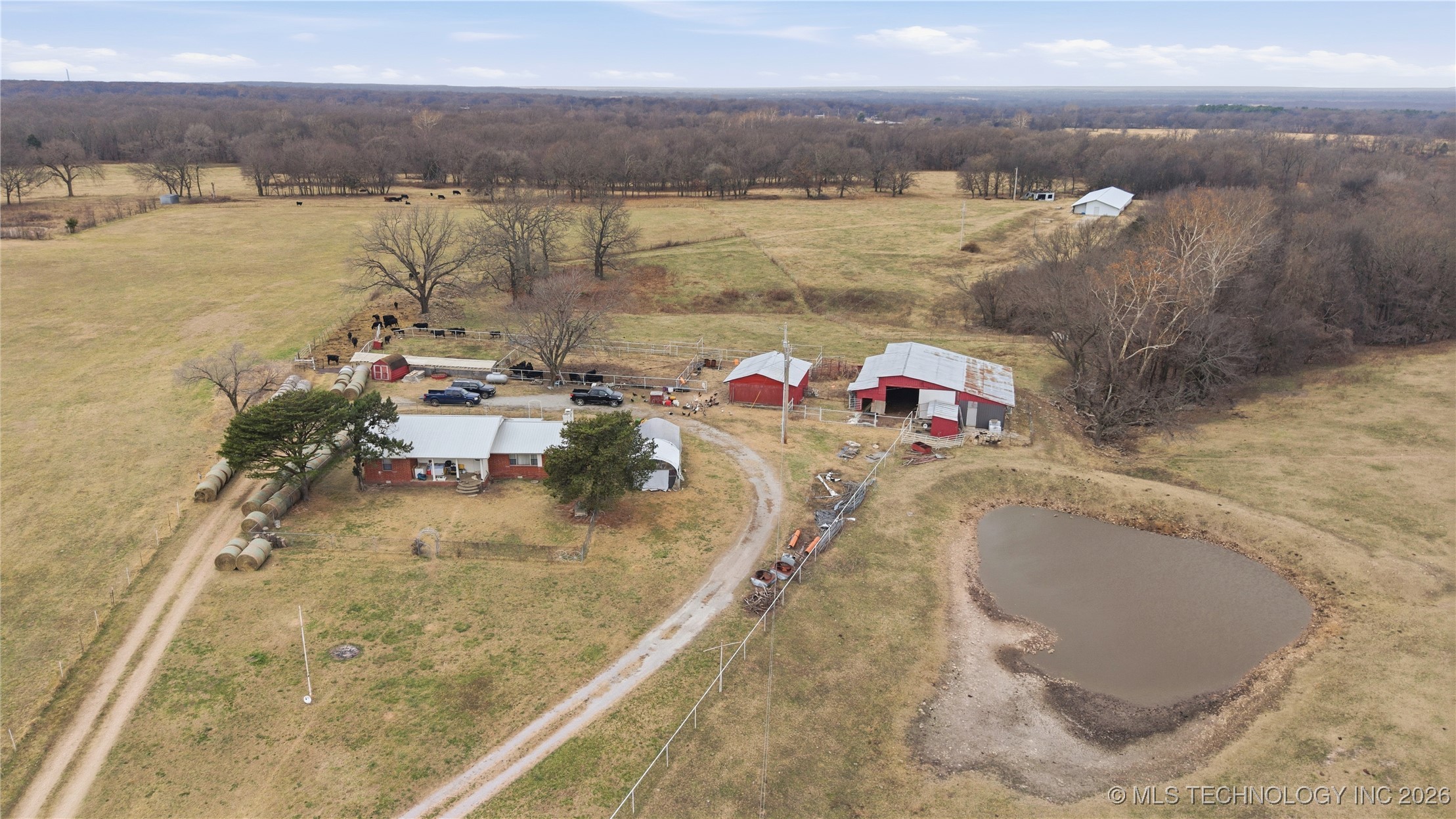 7703 N 447 Road Property Photo 5