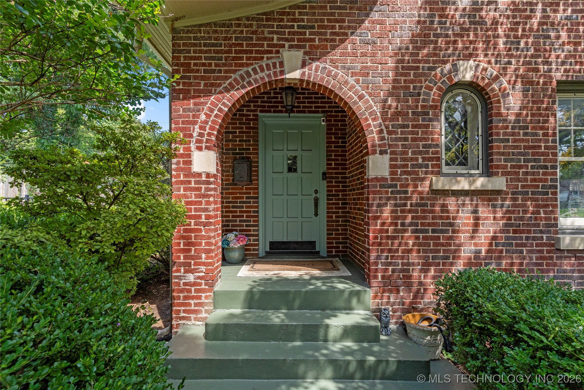 2261 S Terwilleger Boulevard Property Photo 9