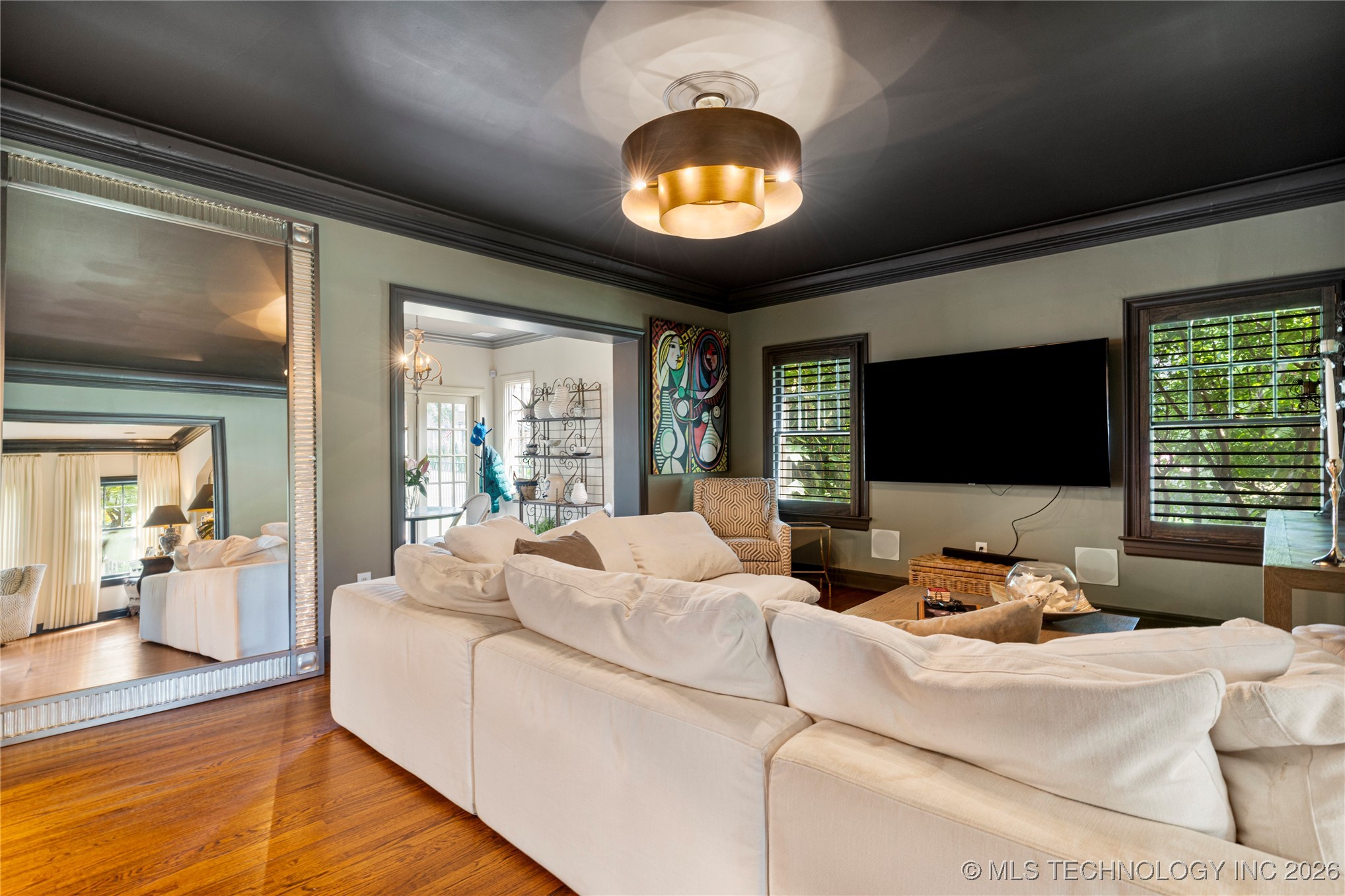 2261 S Terwilleger Boulevard Property Photo 13