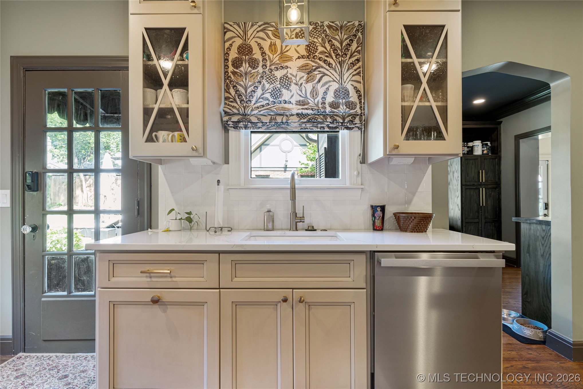 2261 S Terwilleger Boulevard Property Photo 20