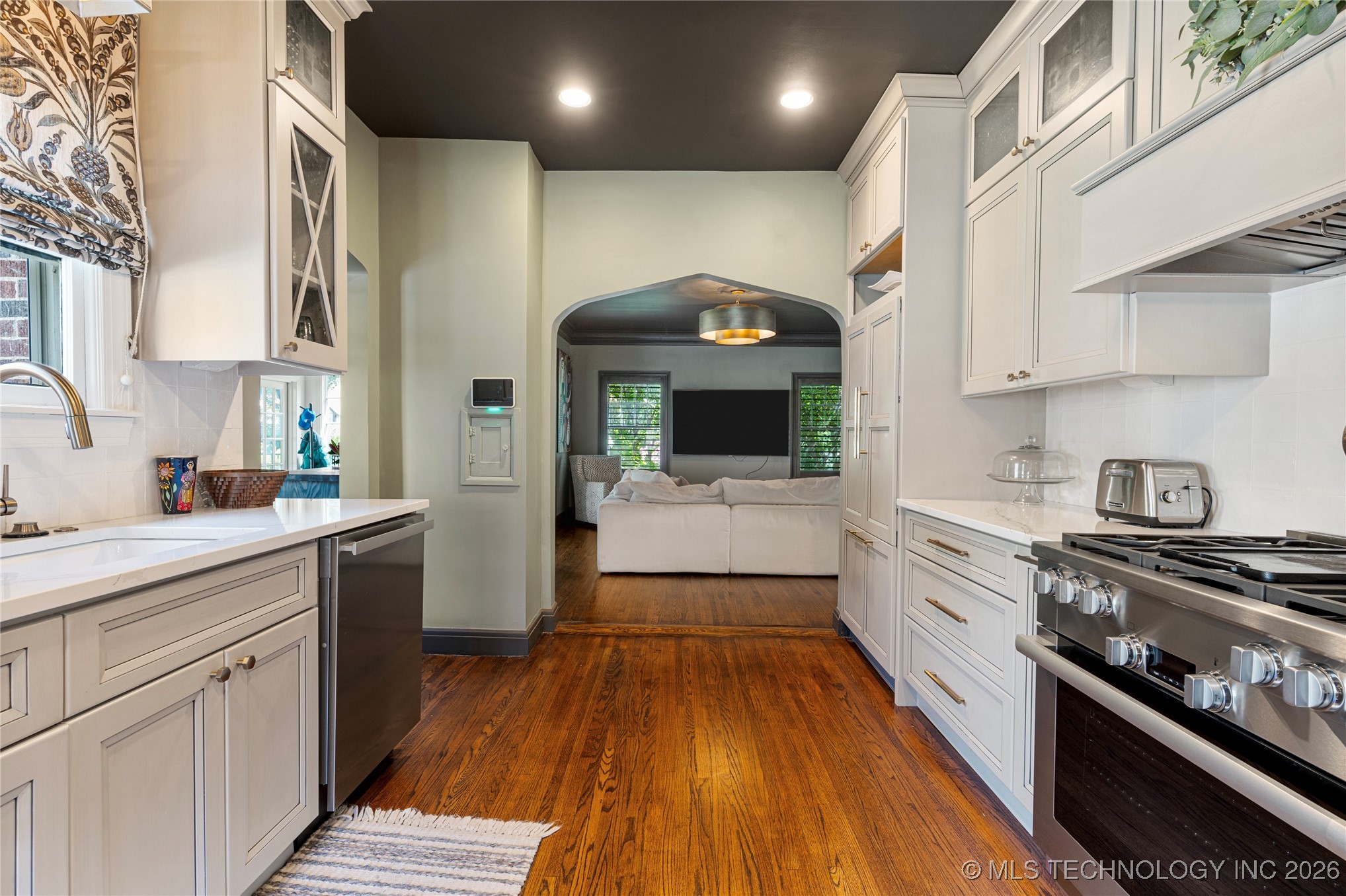 2261 S Terwilleger Boulevard Property Photo 21