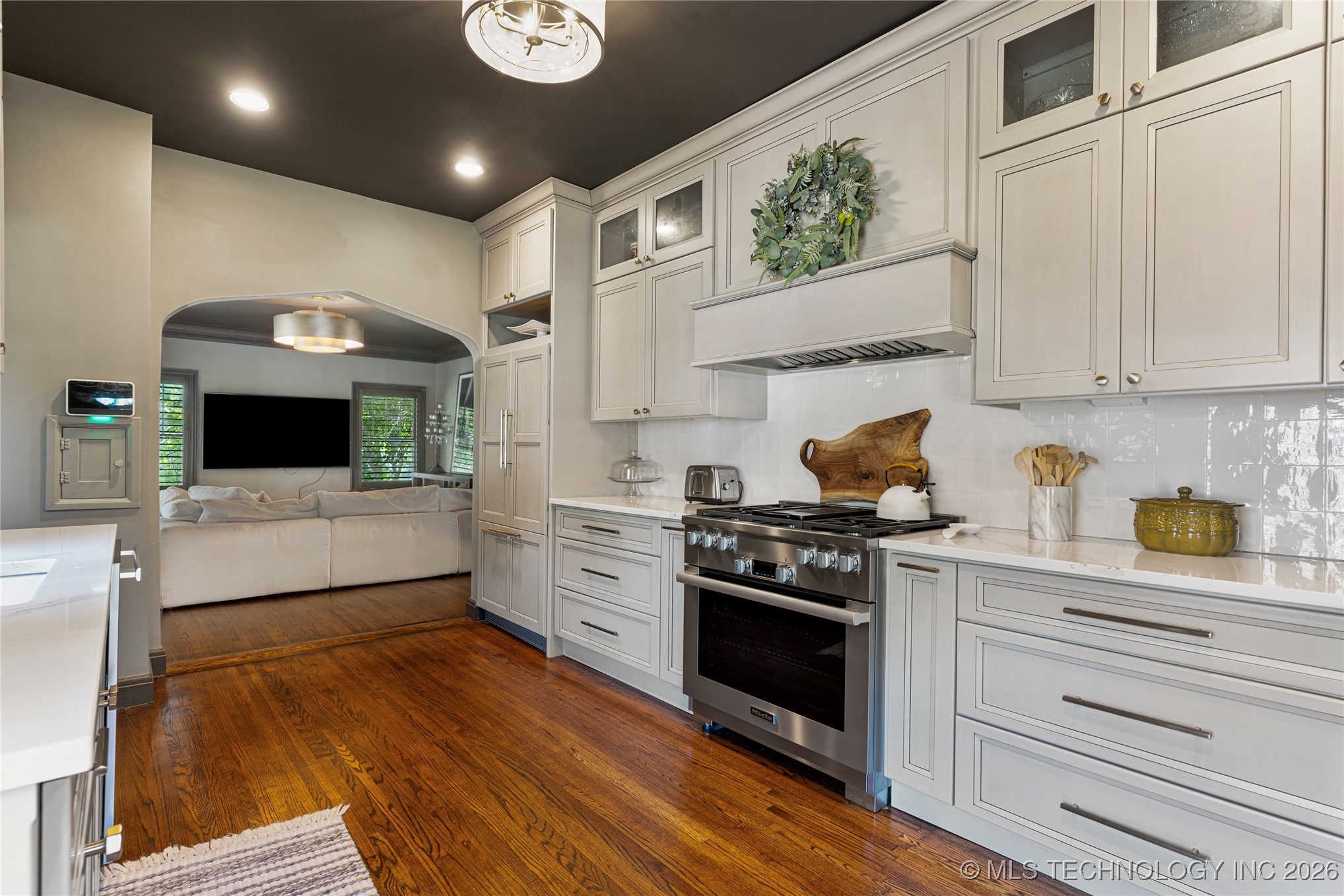 2261 S Terwilleger Boulevard Property Photo 22