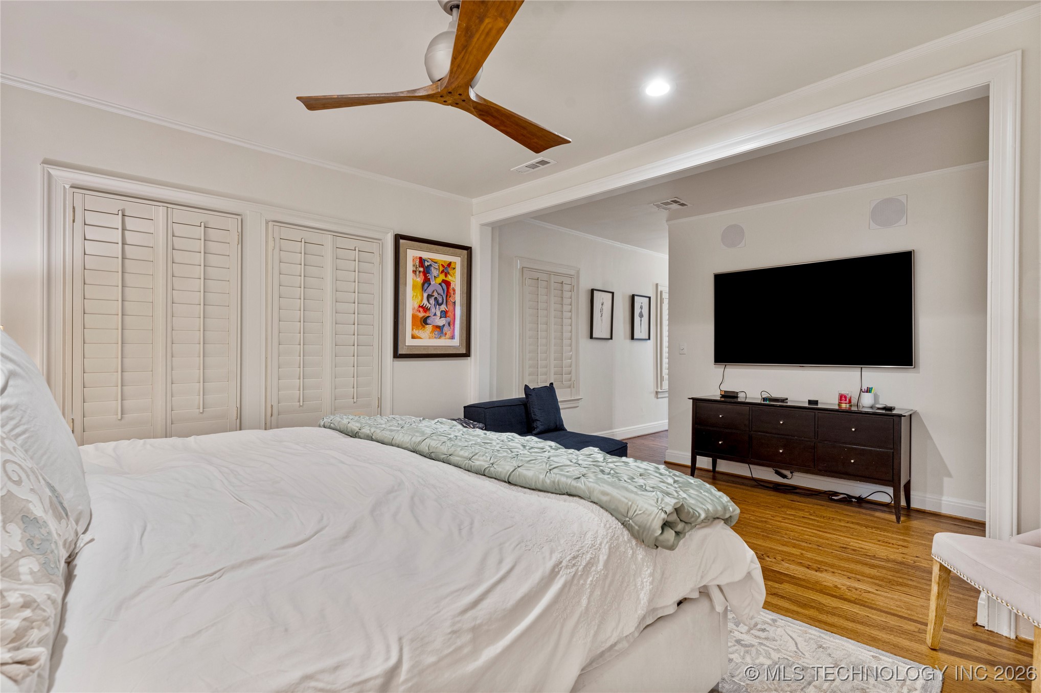 2261 S Terwilleger Boulevard Property Photo 34