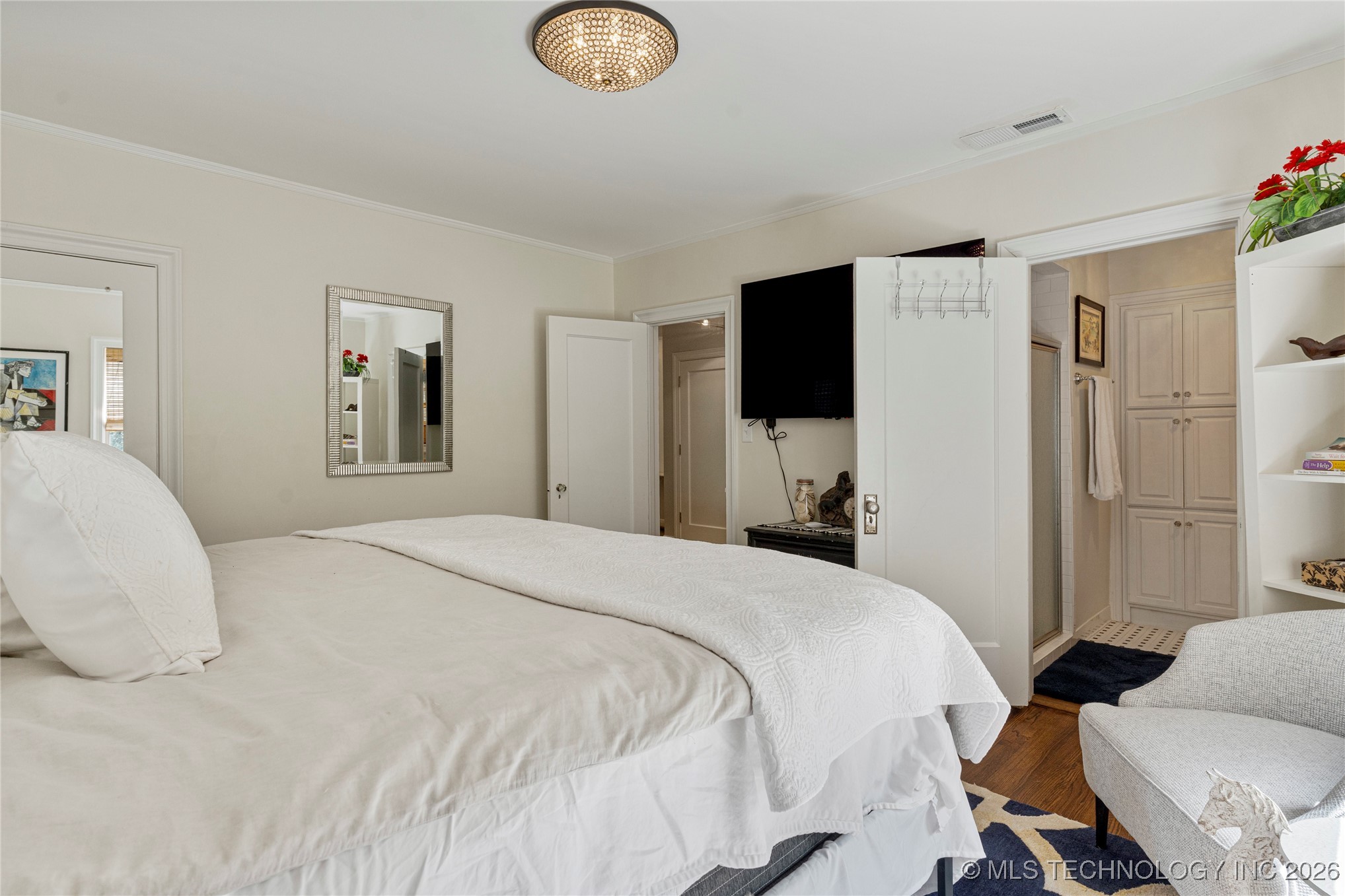 2261 S Terwilleger Boulevard Property Photo 39