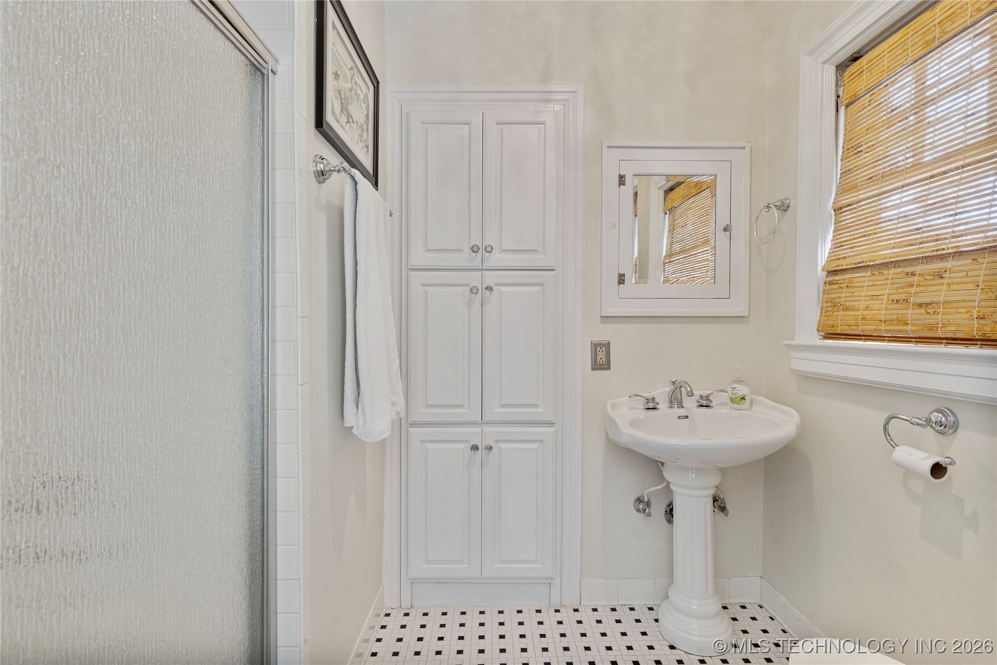 2261 S Terwilleger Boulevard Property Photo 43