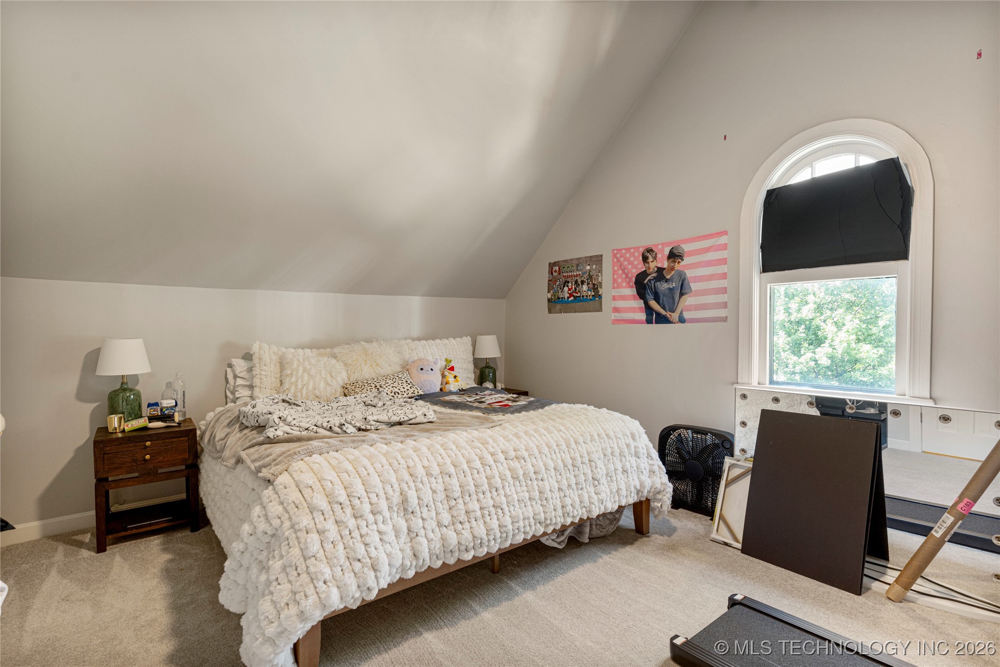 2261 S Terwilleger Boulevard Property Photo 44