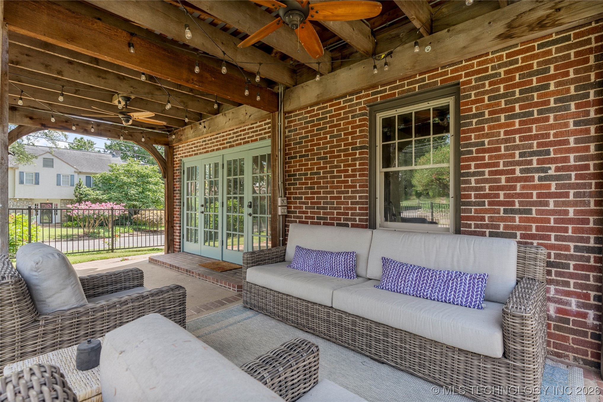 2261 S Terwilleger Boulevard Property Photo 54