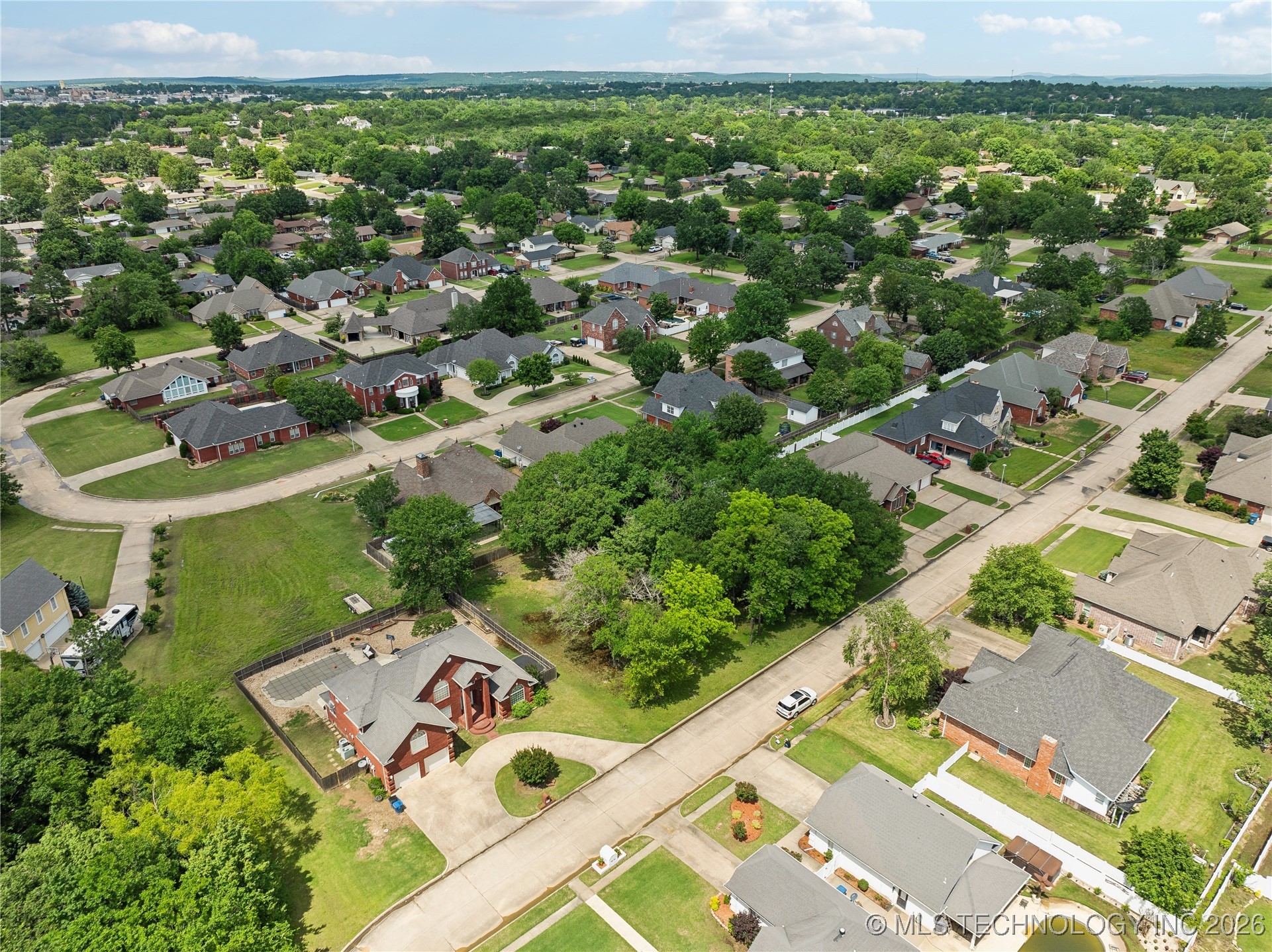 10 Edgewood Drive Property Photo 5