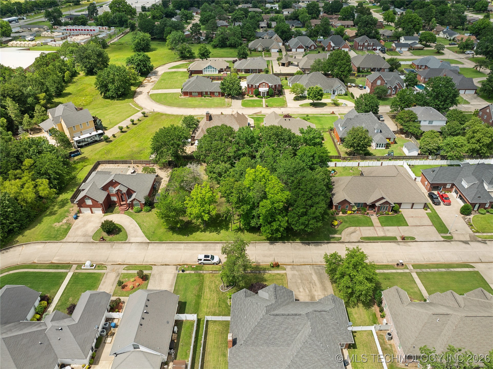 10 Edgewood Drive Property Photo 6