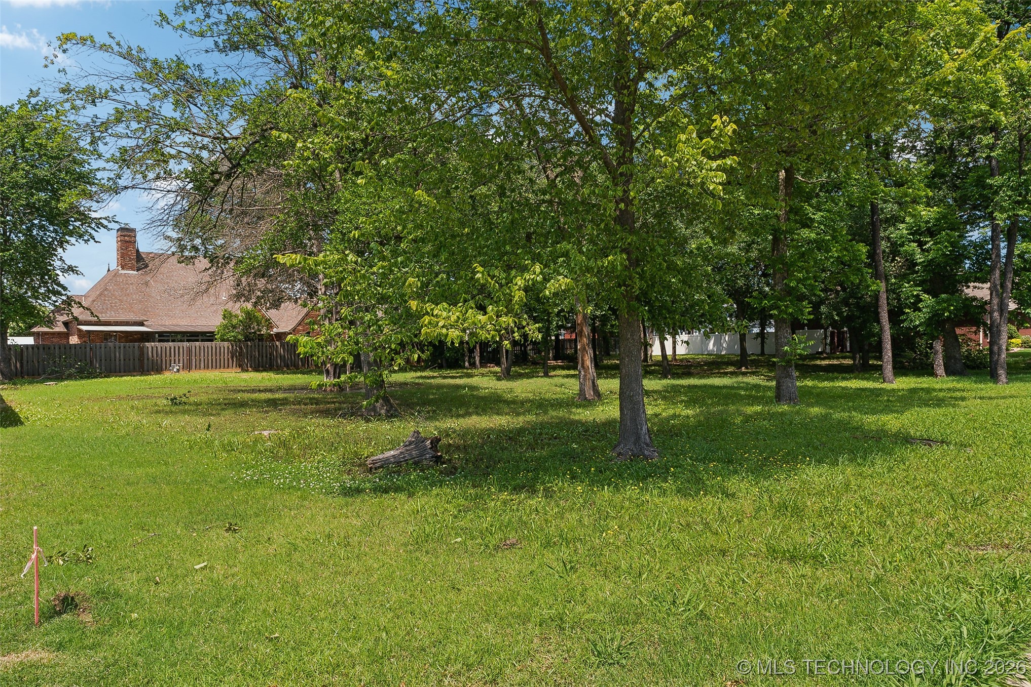 10 Edgewood Drive Property Photo 8