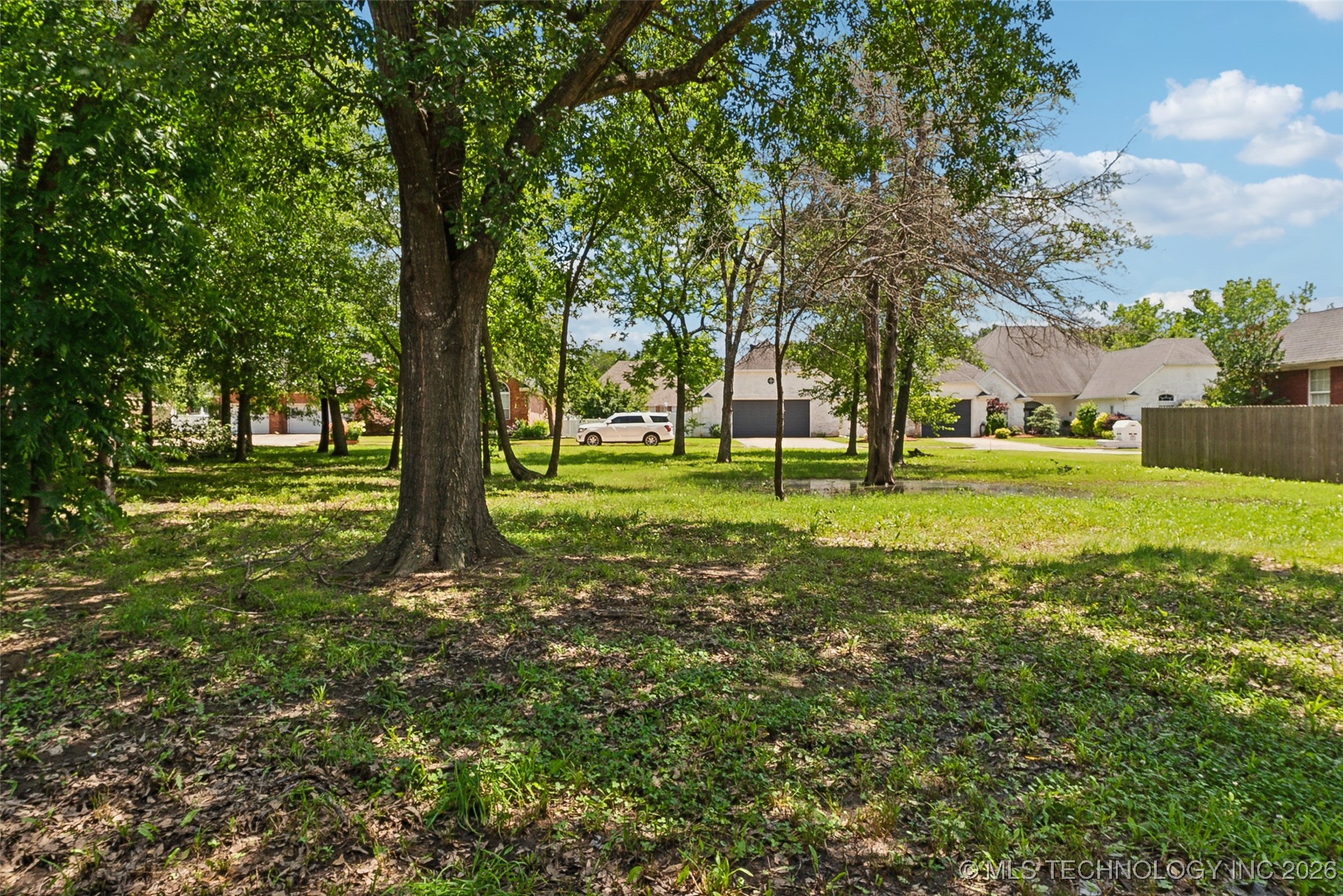 10 Edgewood Drive Property Photo 10