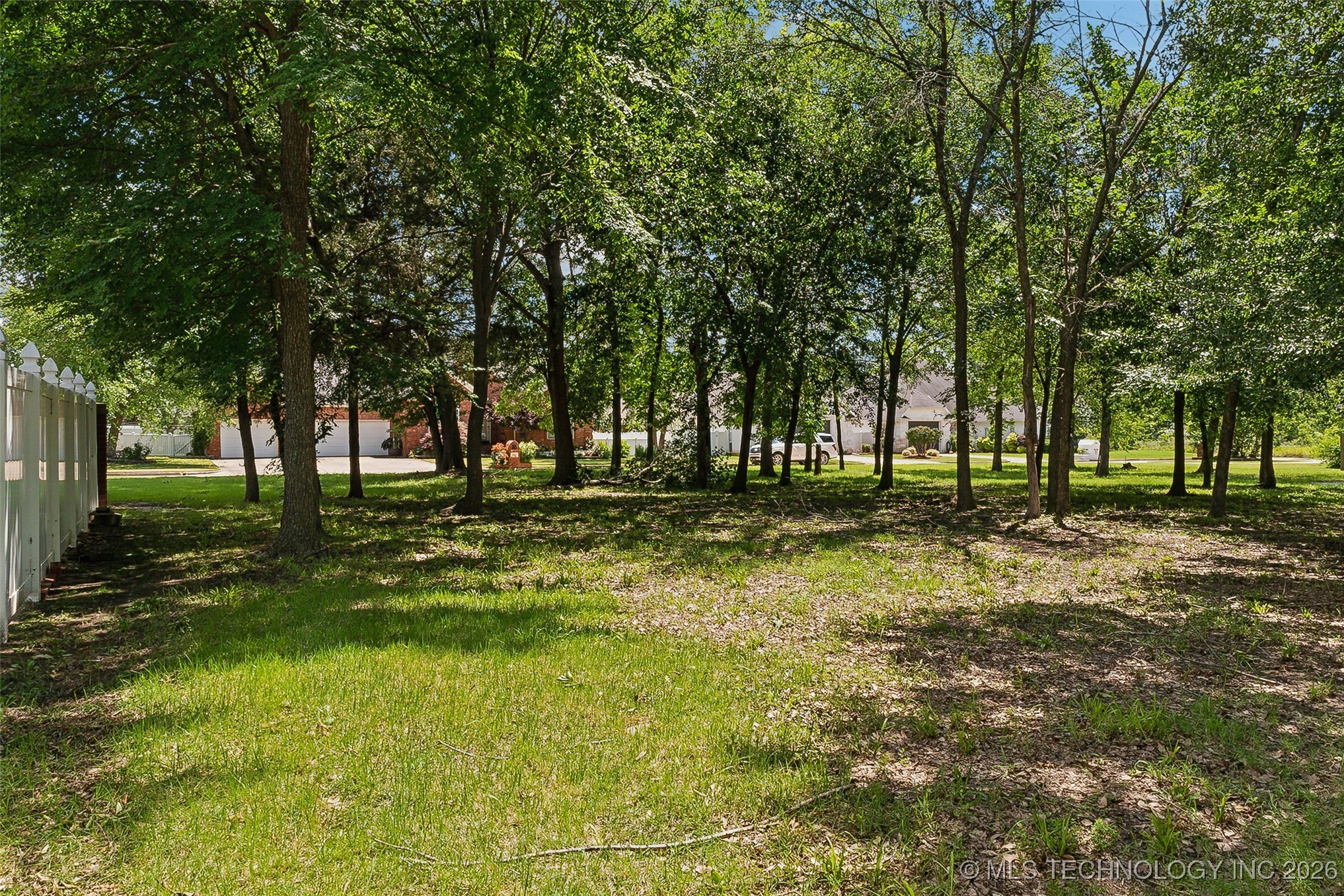 9 Edgewood Drive Property Photo 1