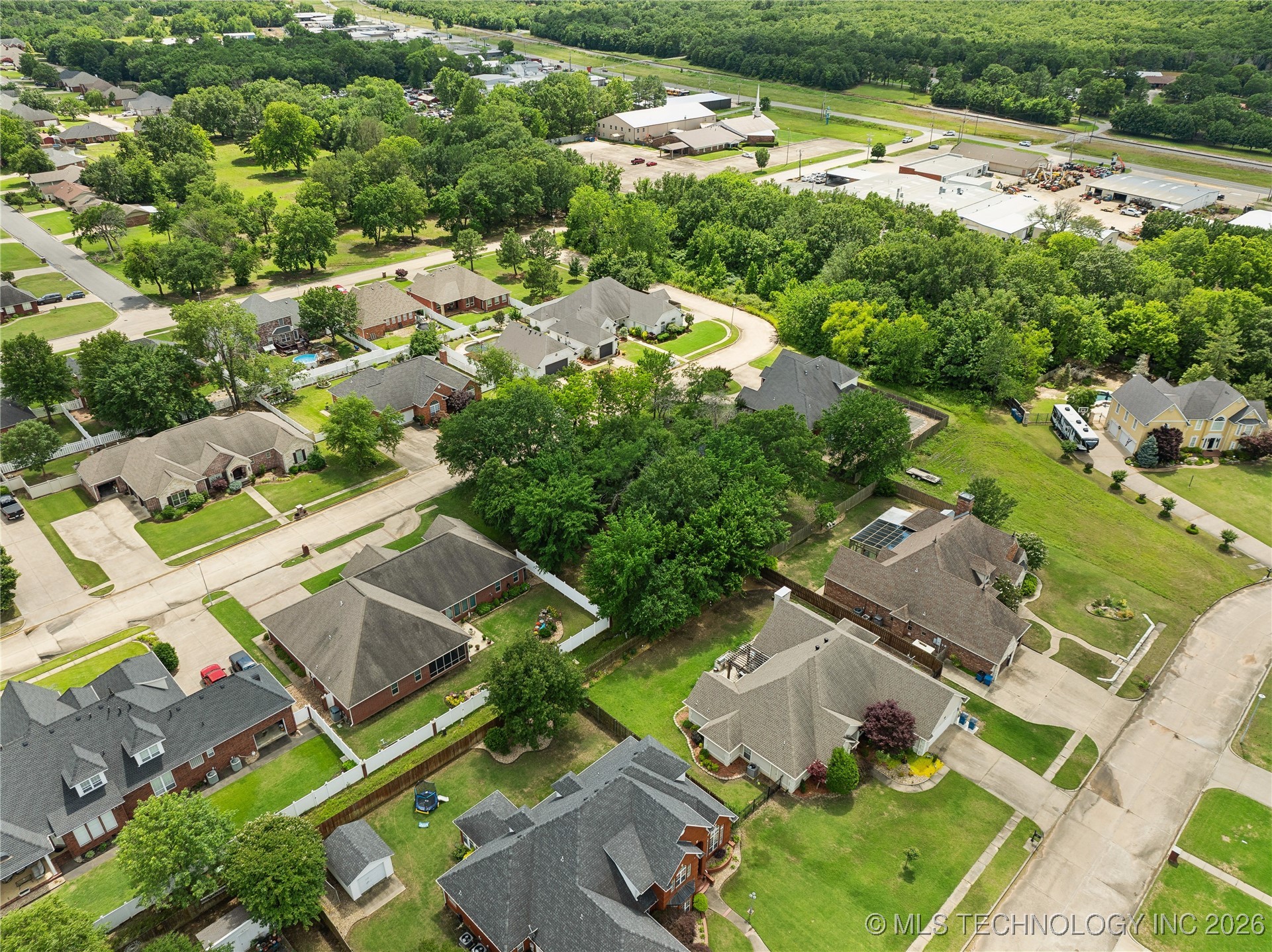 9 Edgewood Drive Property Photo 4