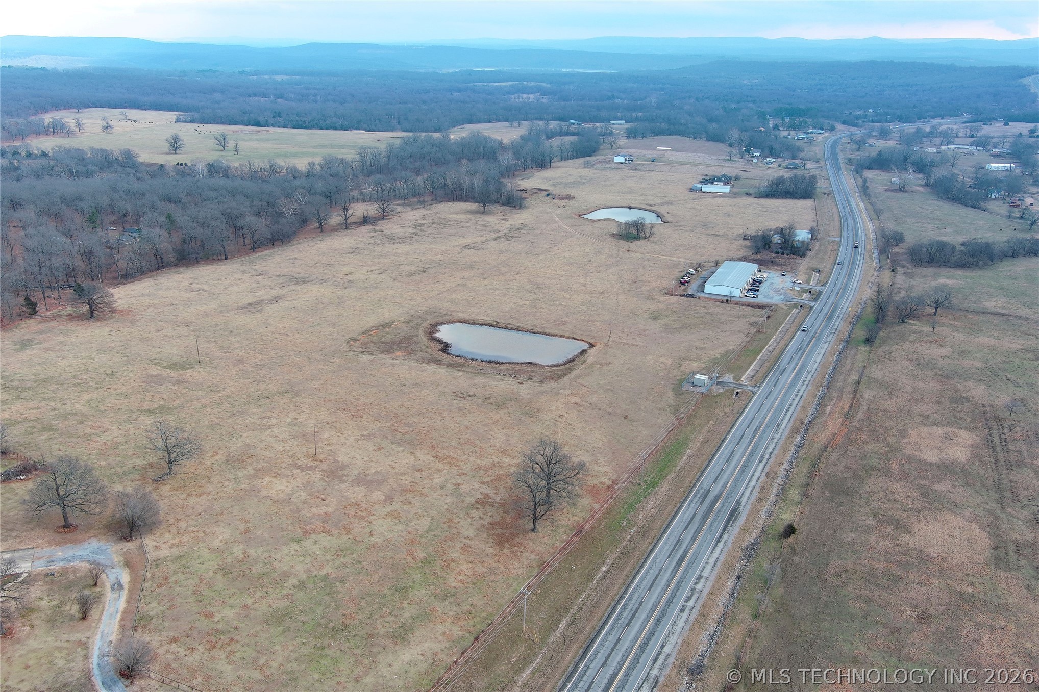 Highway 82 Property Photo 4