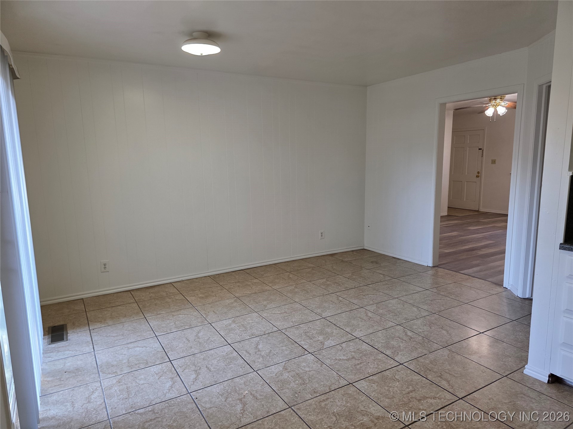 3329 E 47th Place Property Photo 13