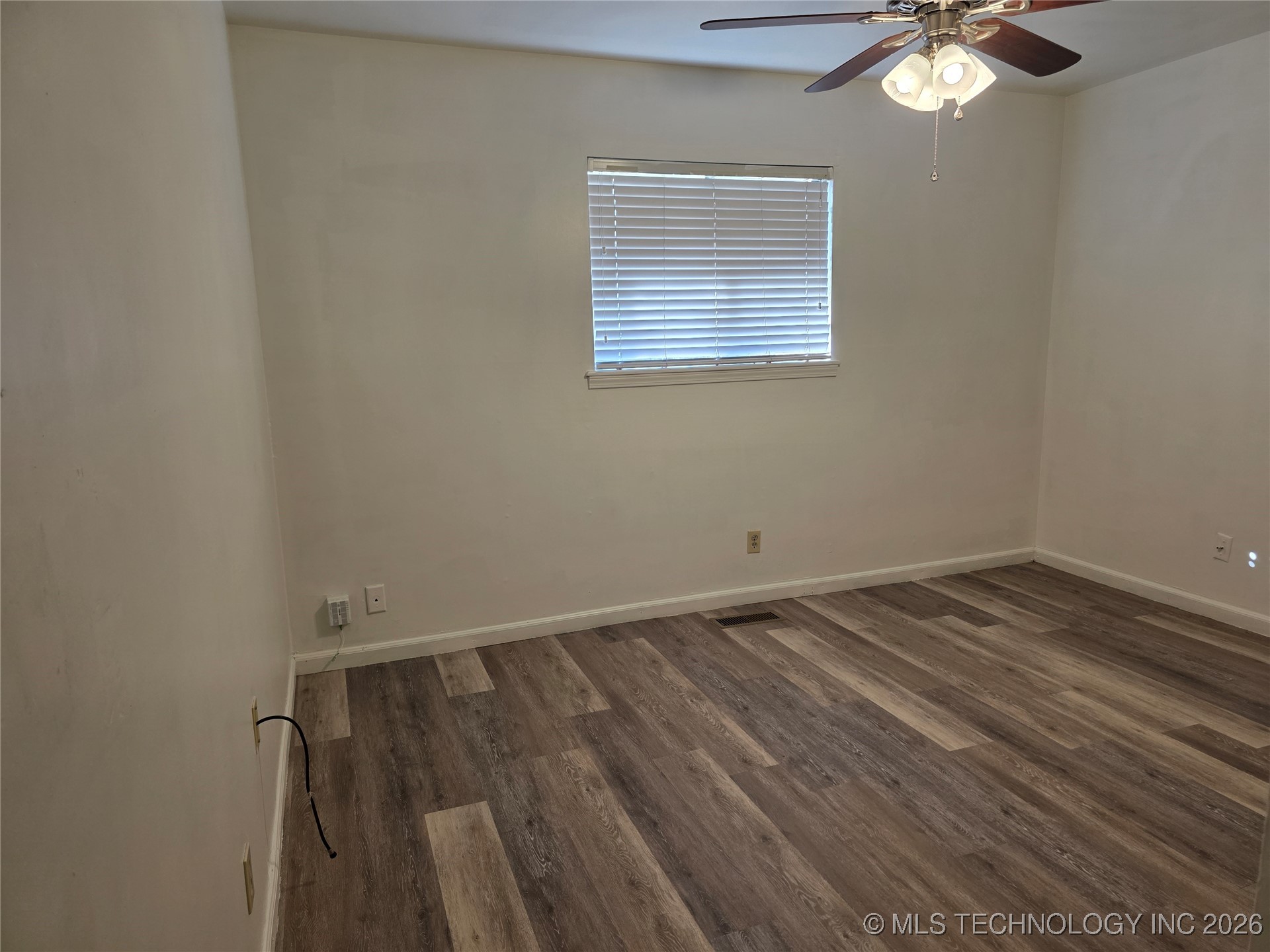 3329 E 47th Place Property Photo 14