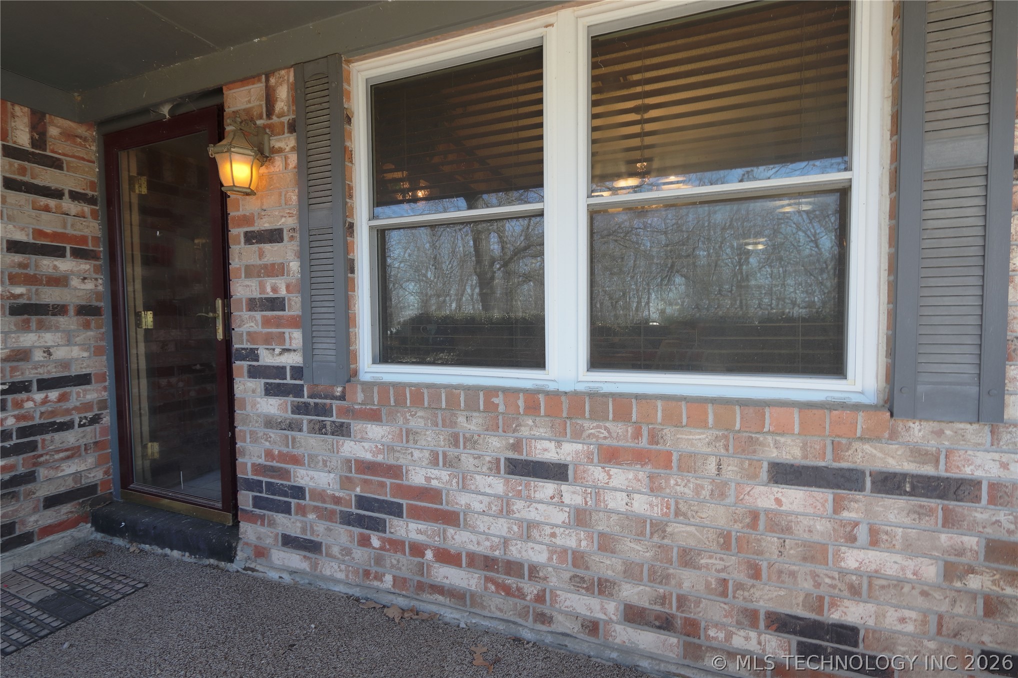 7595 E 19th Street S Property Photo 2