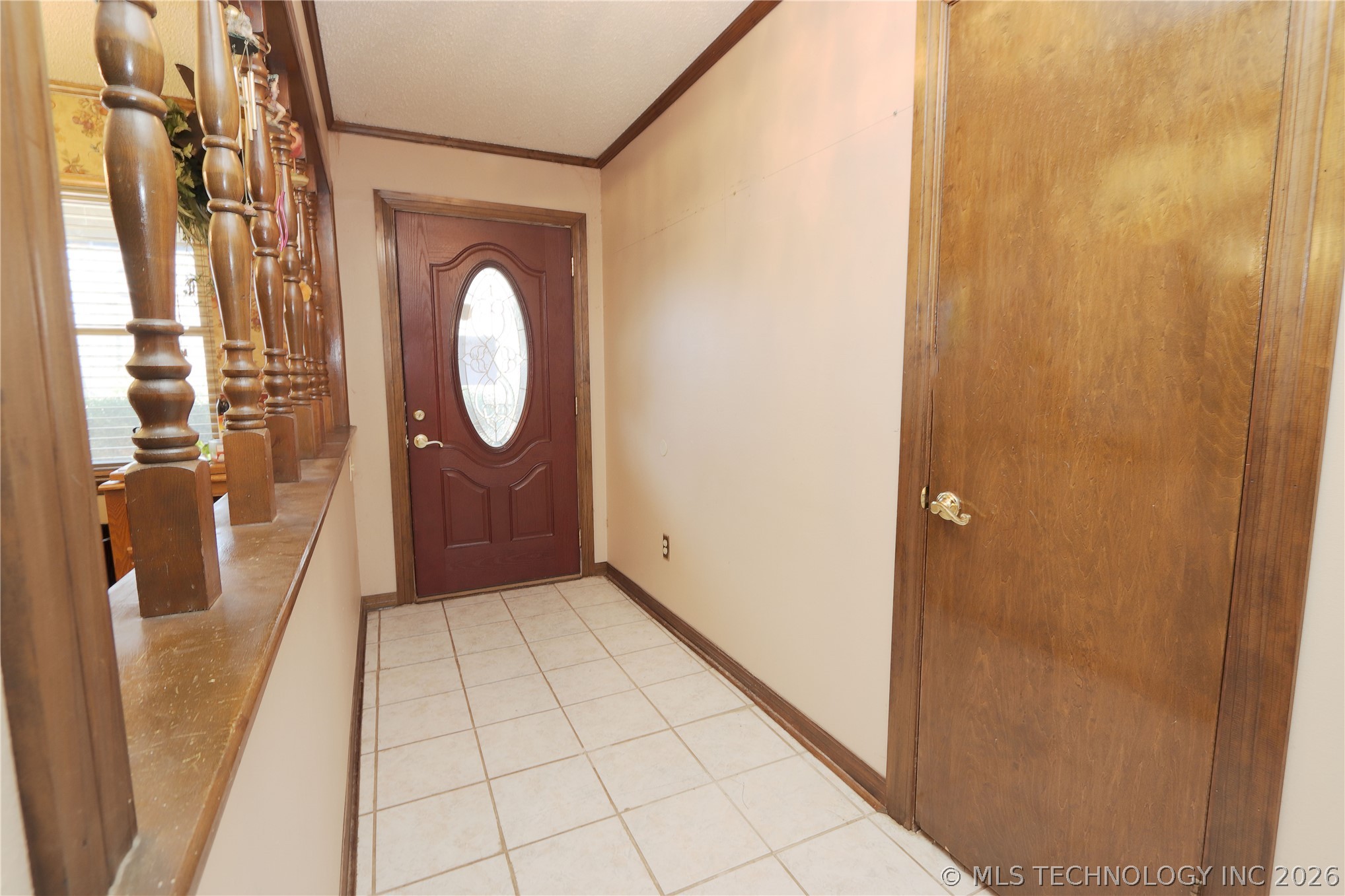 7595 E 19th Street S Property Photo 4