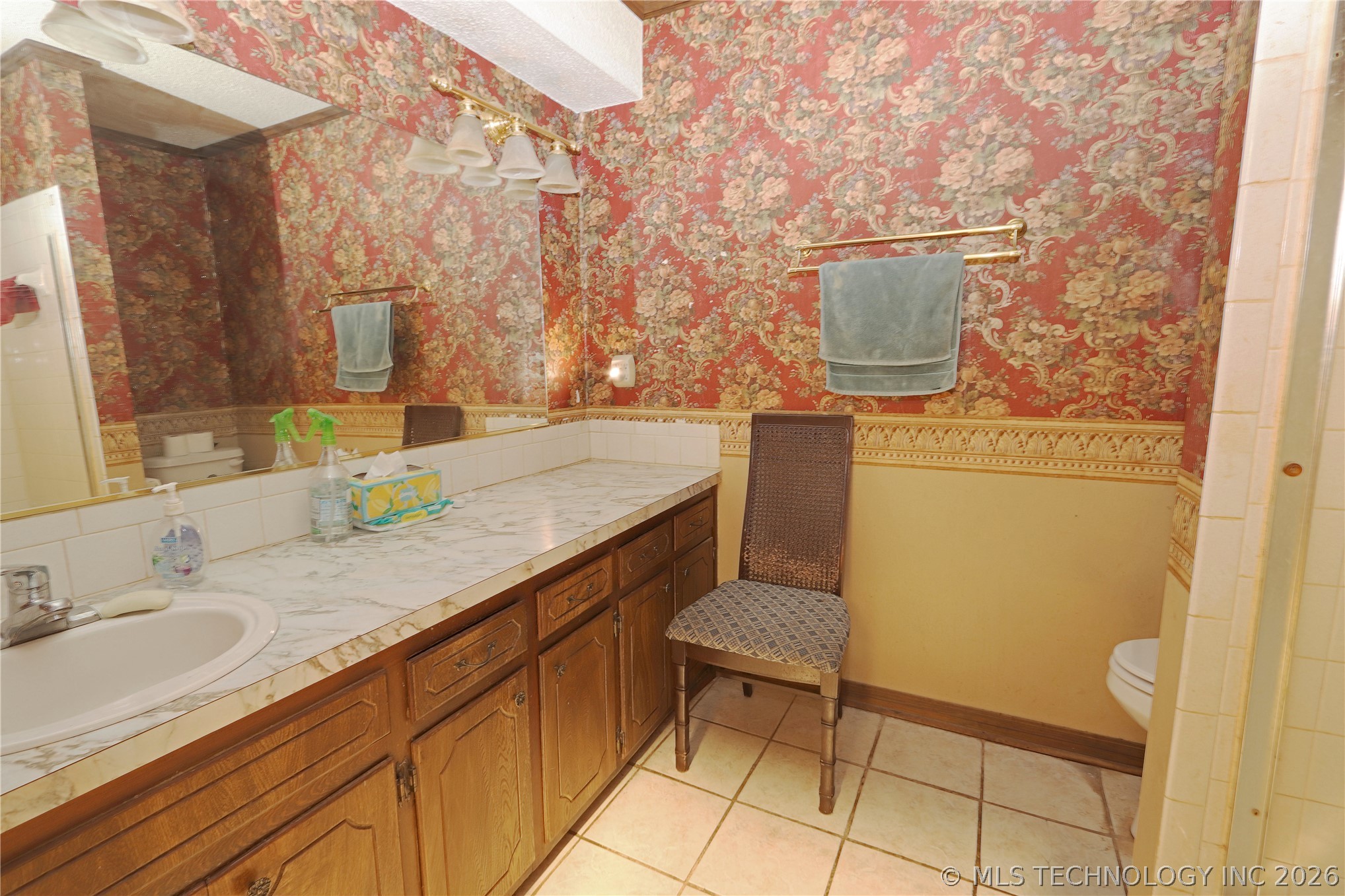 7595 E 19th Street S Property Photo 18