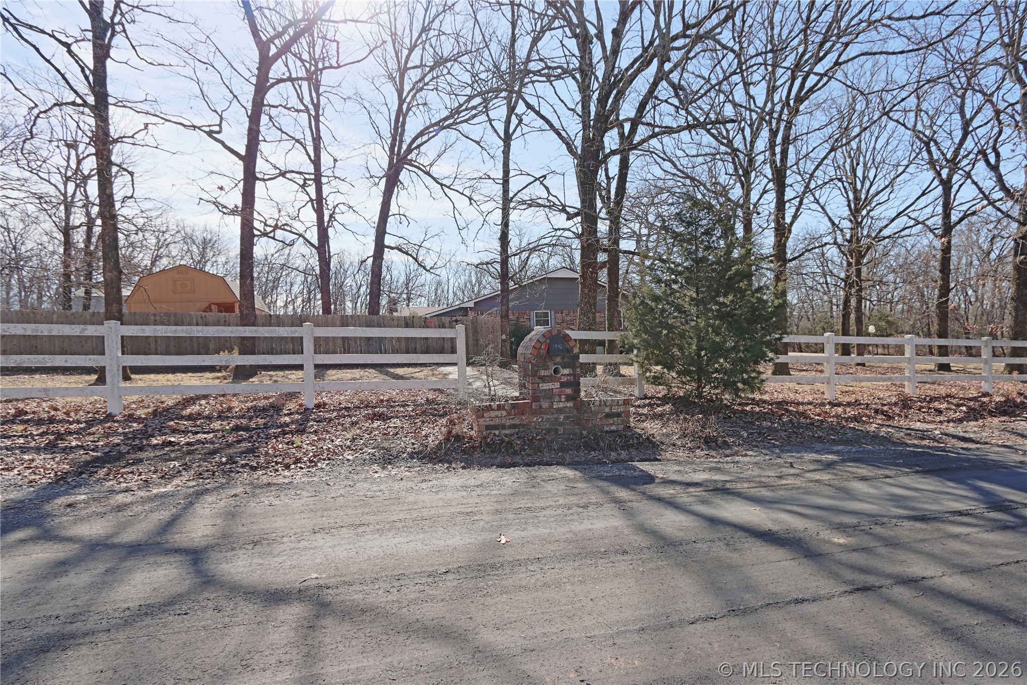 7595 E 19th Street S Property Photo 38