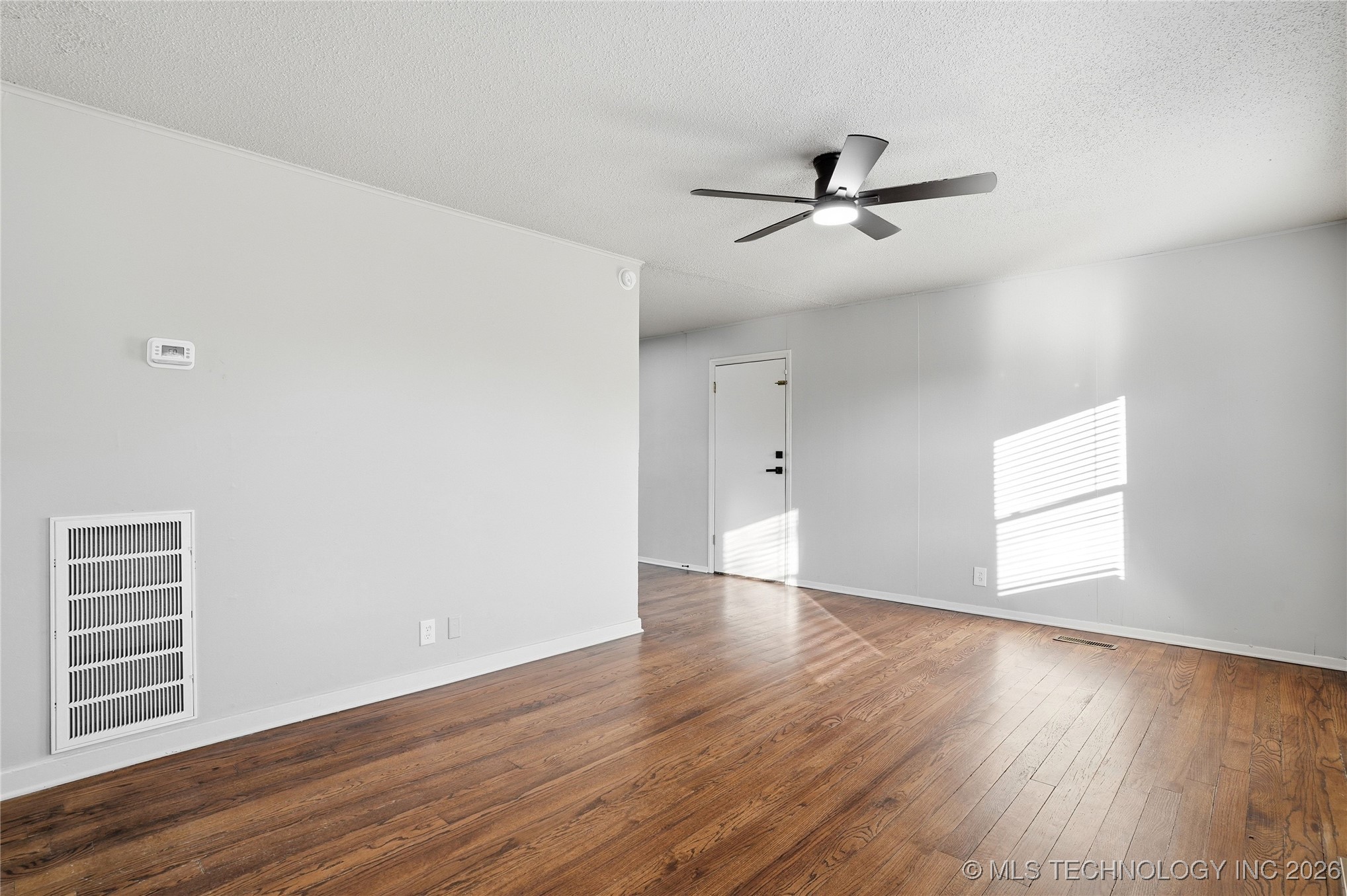 232 S 69th East Avenue Property Photo 5