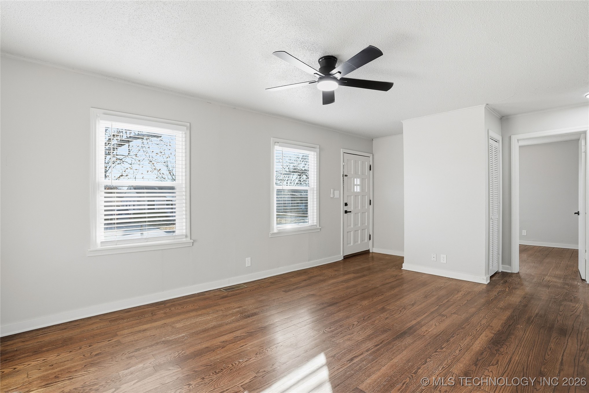 232 S 69th East Avenue Property Photo 6