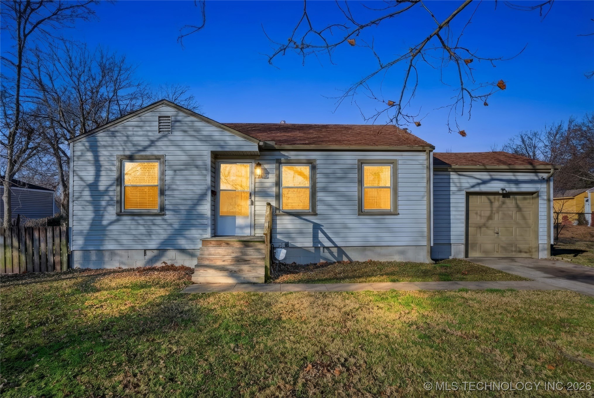 232 S 69th East Avenue Property Photo 24