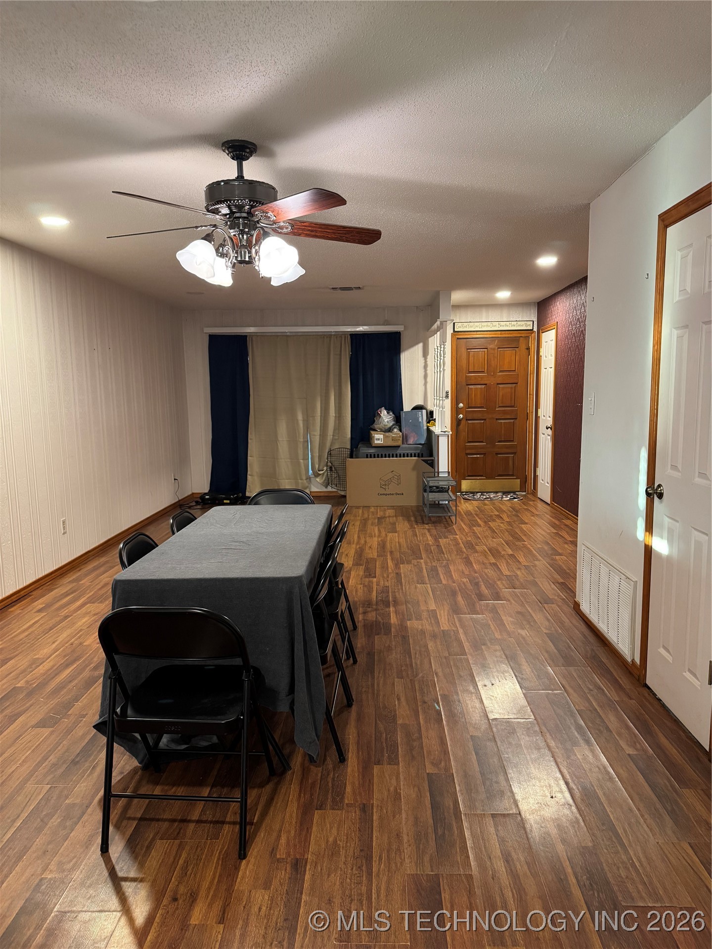 1901 Mason Street Property Photo 4