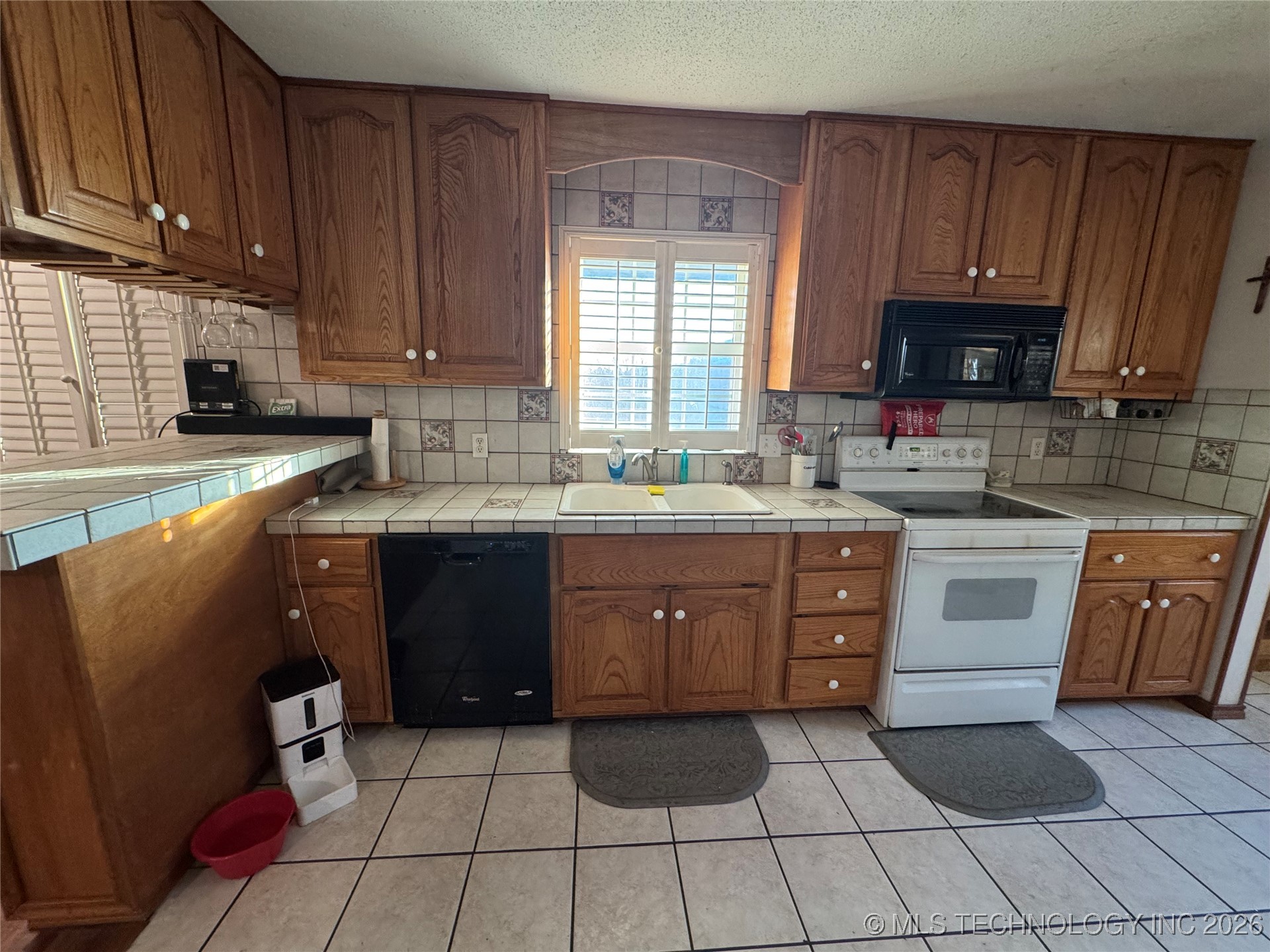 1901 Mason Street Property Photo 5